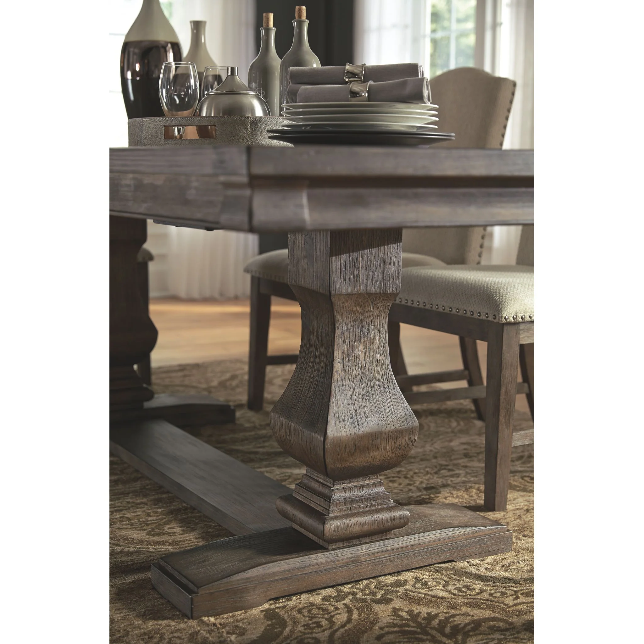 Johnelle-Exclusive Dining Set - Image 5