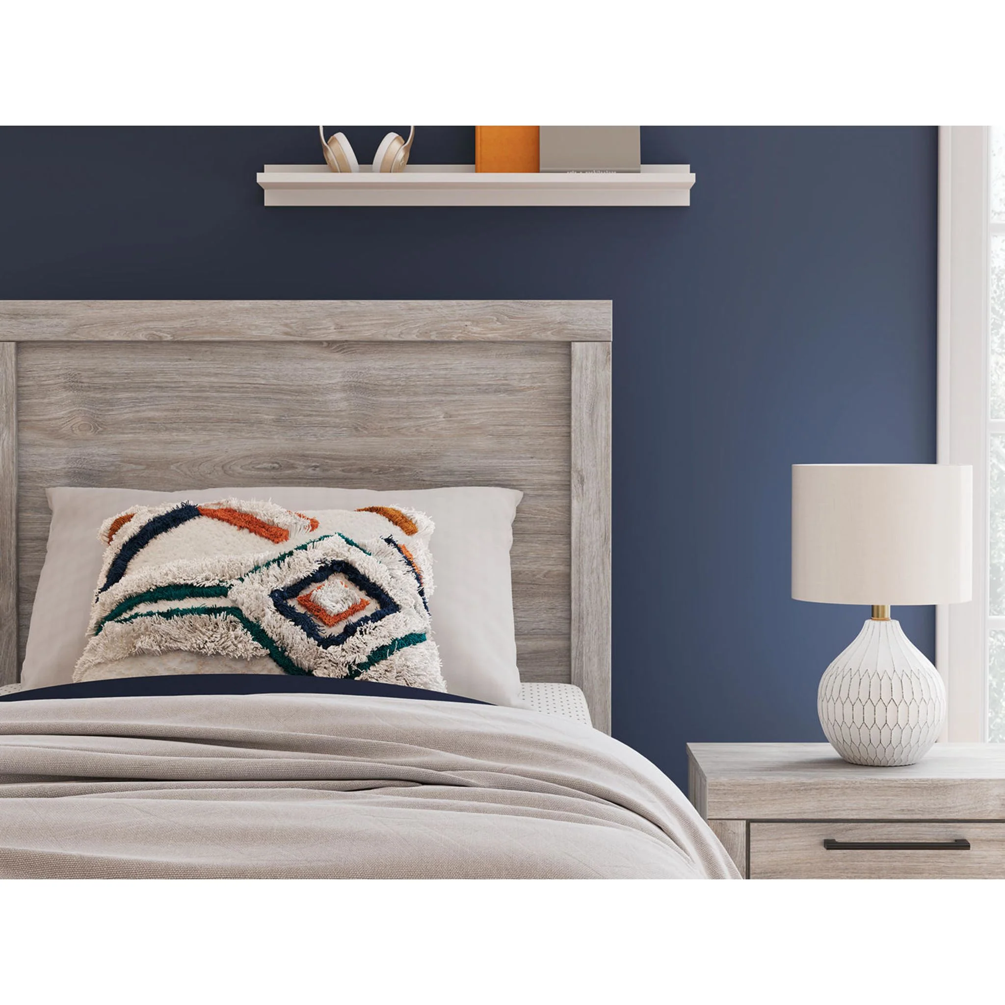 Jonnifer Twin Panel Bed - Image 6