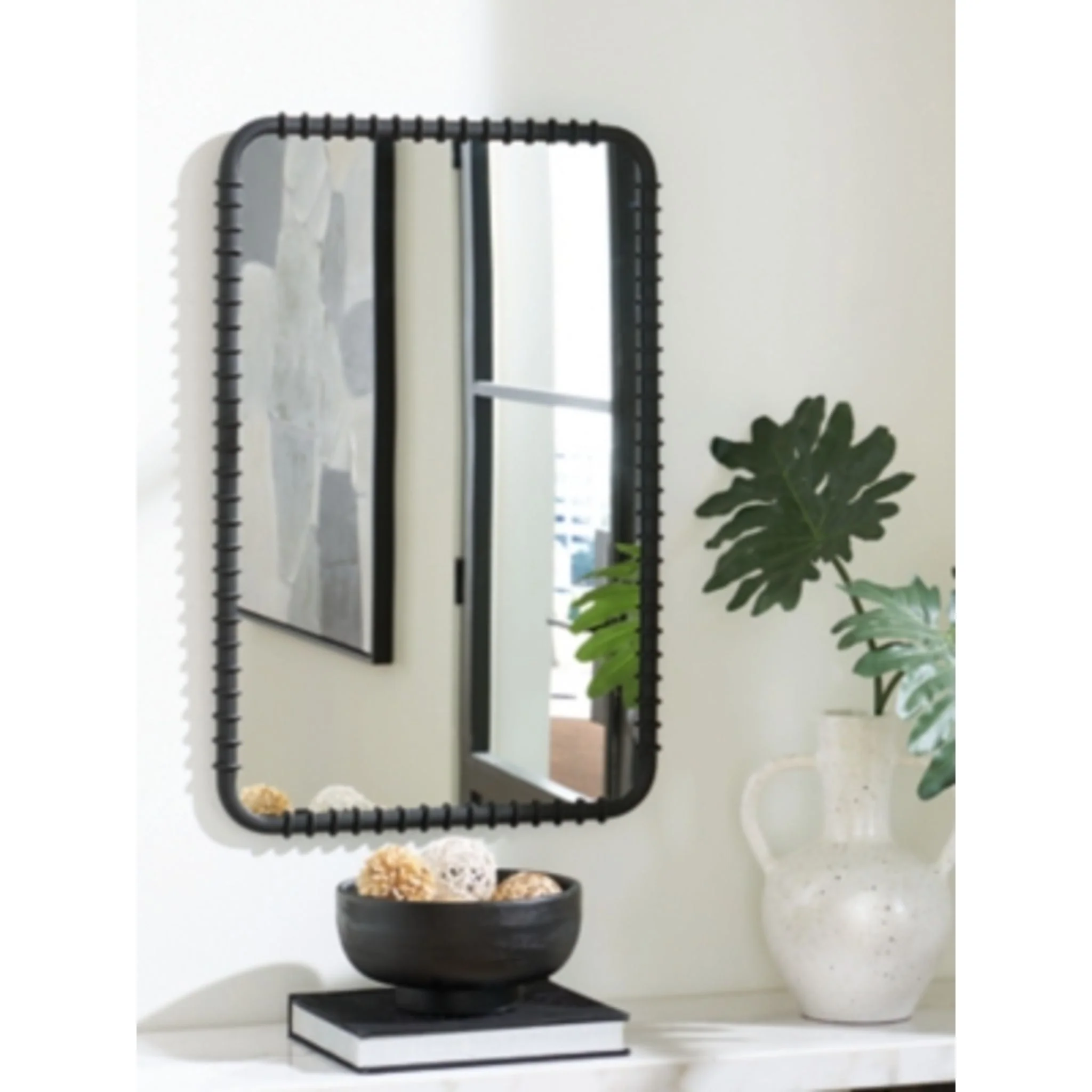 Judlow Accent Mirror - Image 9