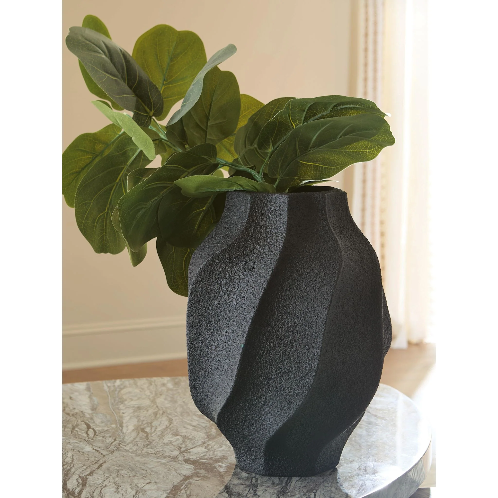 Judworth Vase - Image 2