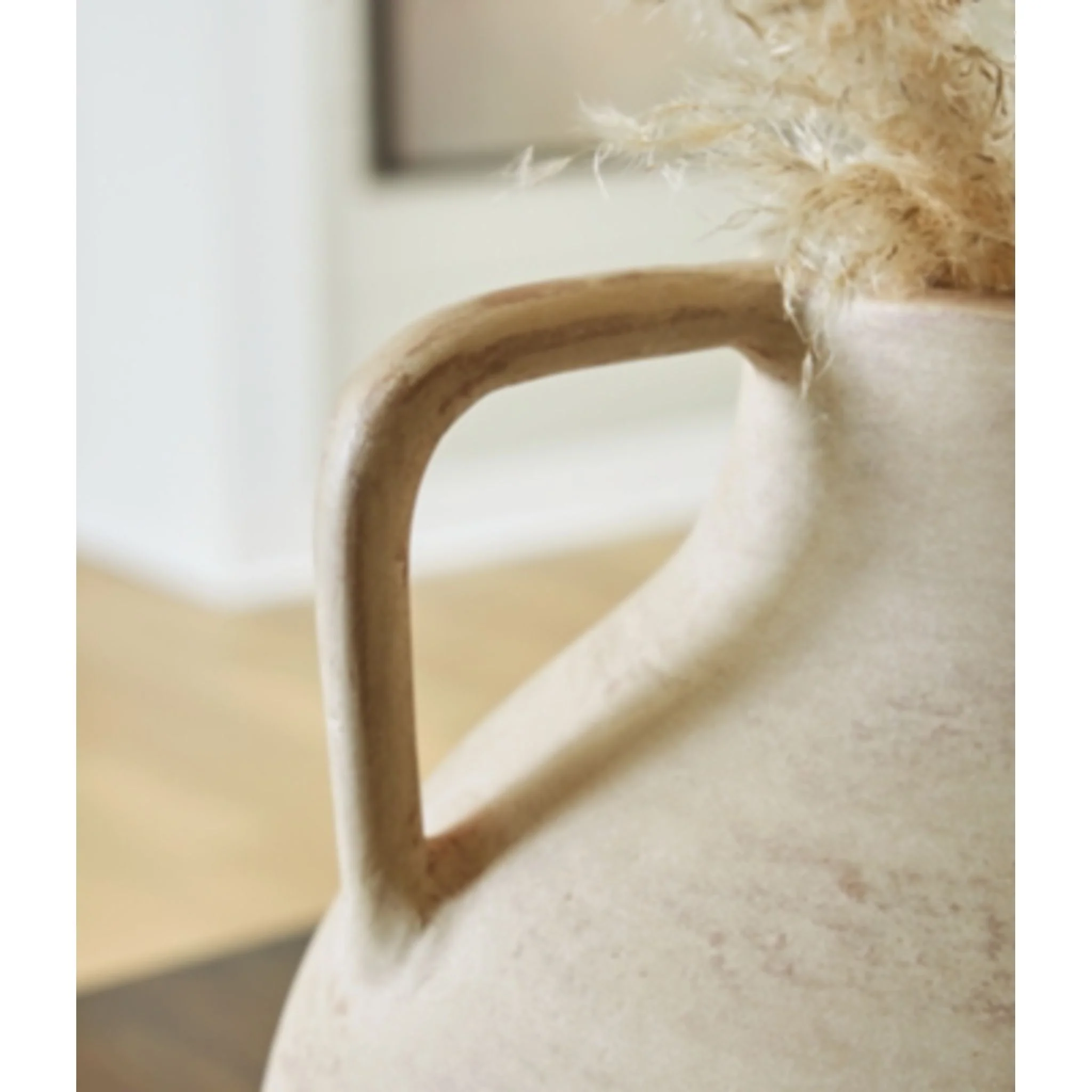 Justy Vase - Image 13