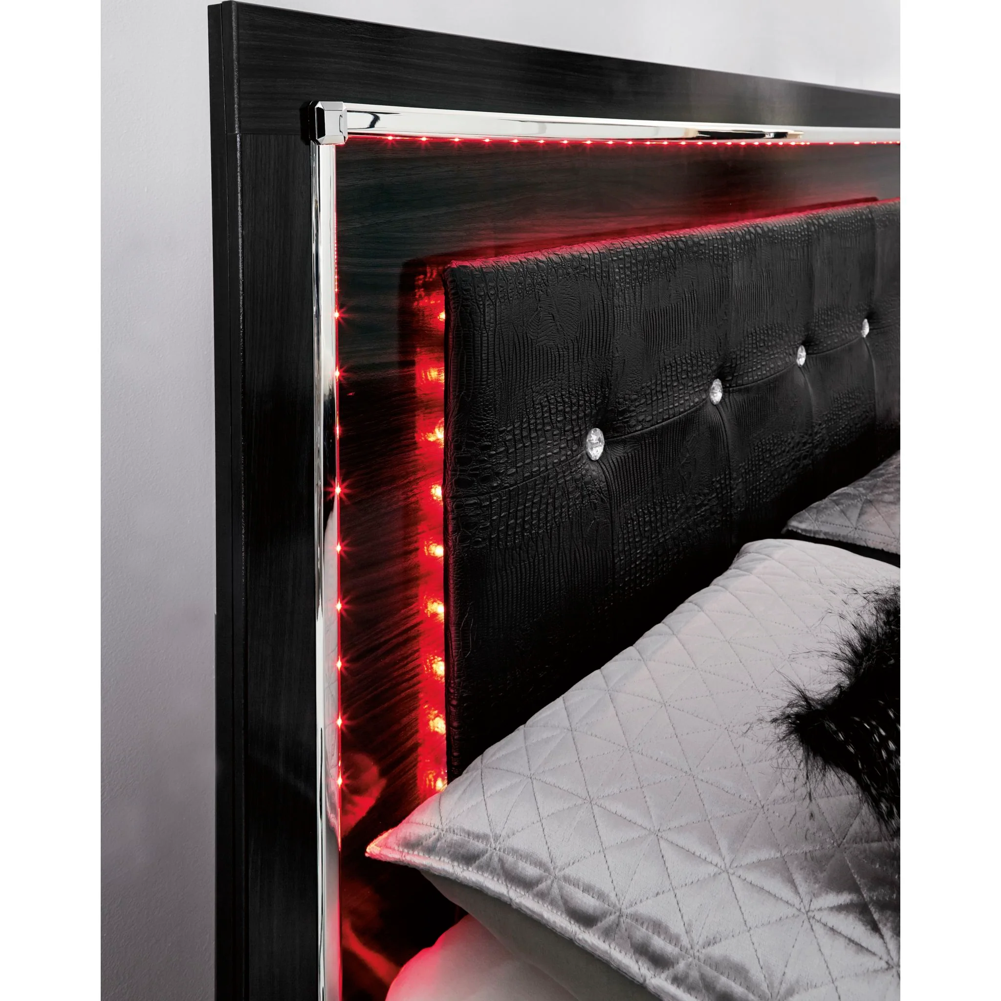 Kaydell Panel Bed - Image 17