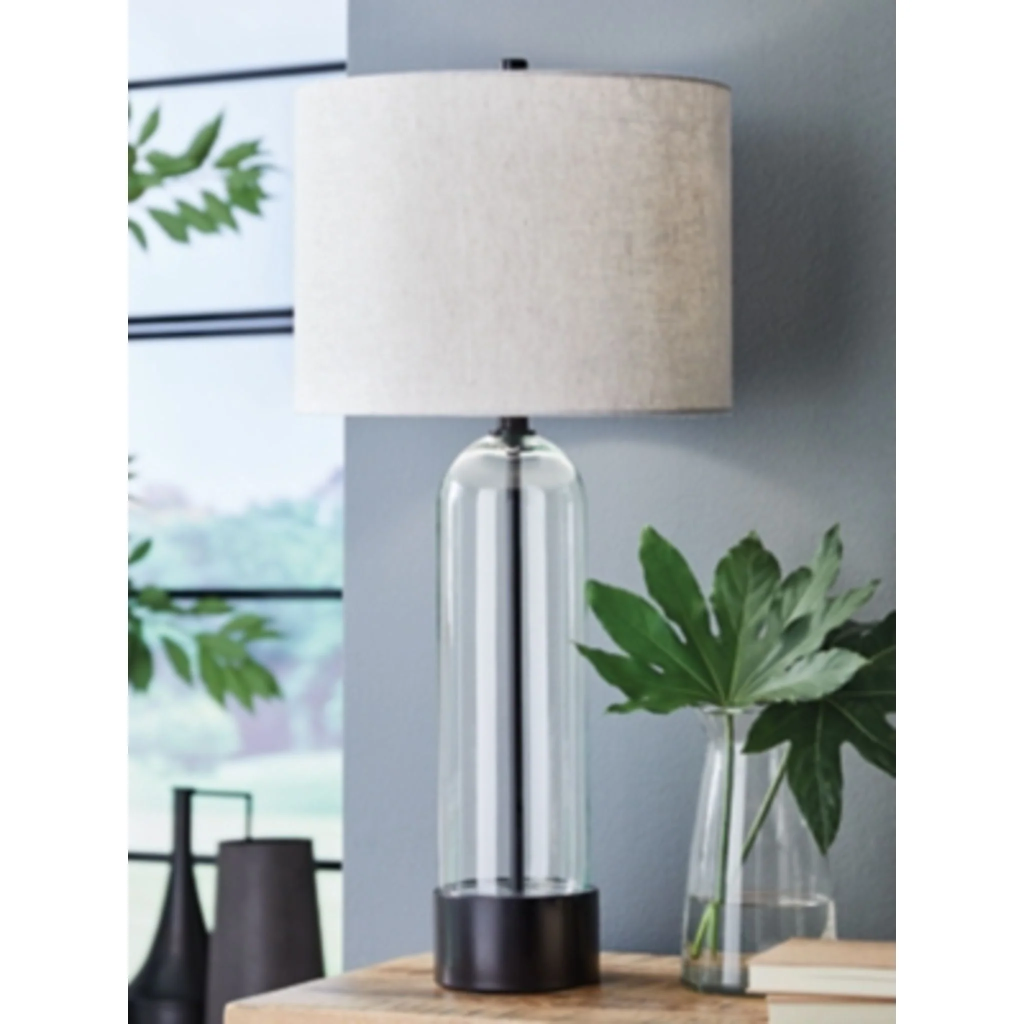 Kerrbrook Table Lamp - Image 8