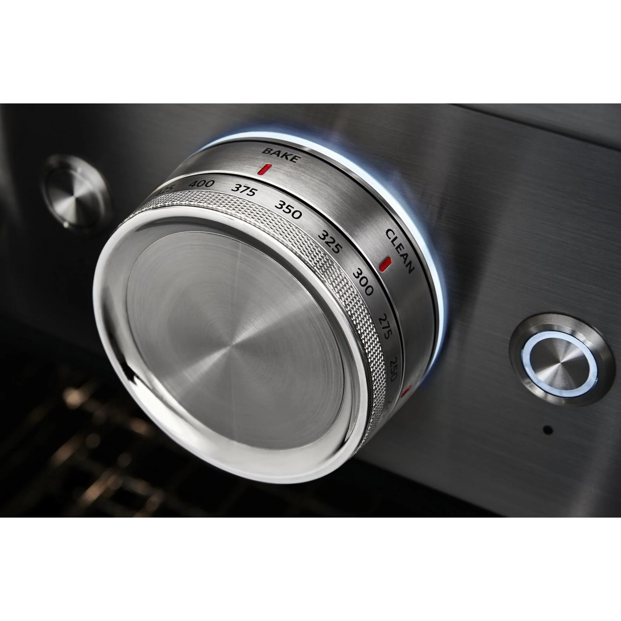 KitchenAid 36'' Smart Commercial-Style Dual Fuel Range with 6 Burners - Avocado Cream (KFDC506JAV) - Image 59
