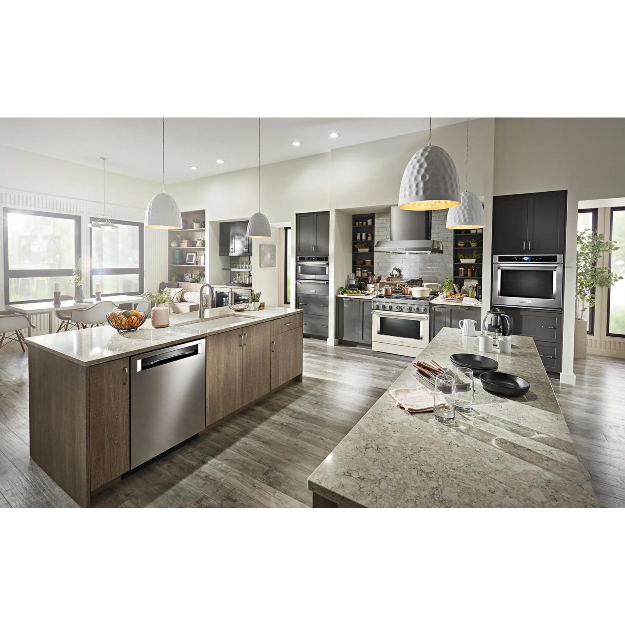 KitchenAid  36'' Smart Commercial-Style Gas Range with 6 Burners - Milkshake (KFGC506JMH) - Image 57