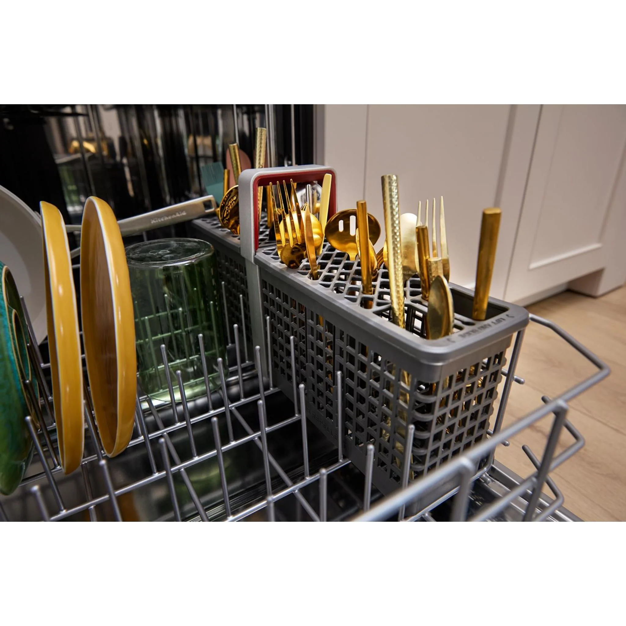 KitchenAid 360 Max JetsThird Rack Dishwasher with Advanced ProDrySystem, 44 dBA -Black Ore (KDTS624SBE) - Image 32