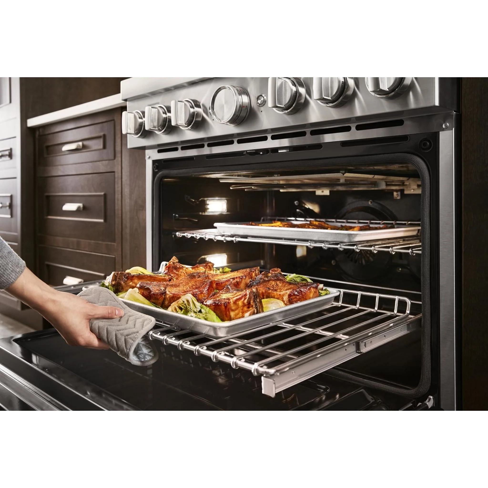 KitchenAid 36'' Smart Commercial-Style Dual Fuel Range with 6 Burners - Stainless Steel (KFDC506JSS) - Image 5