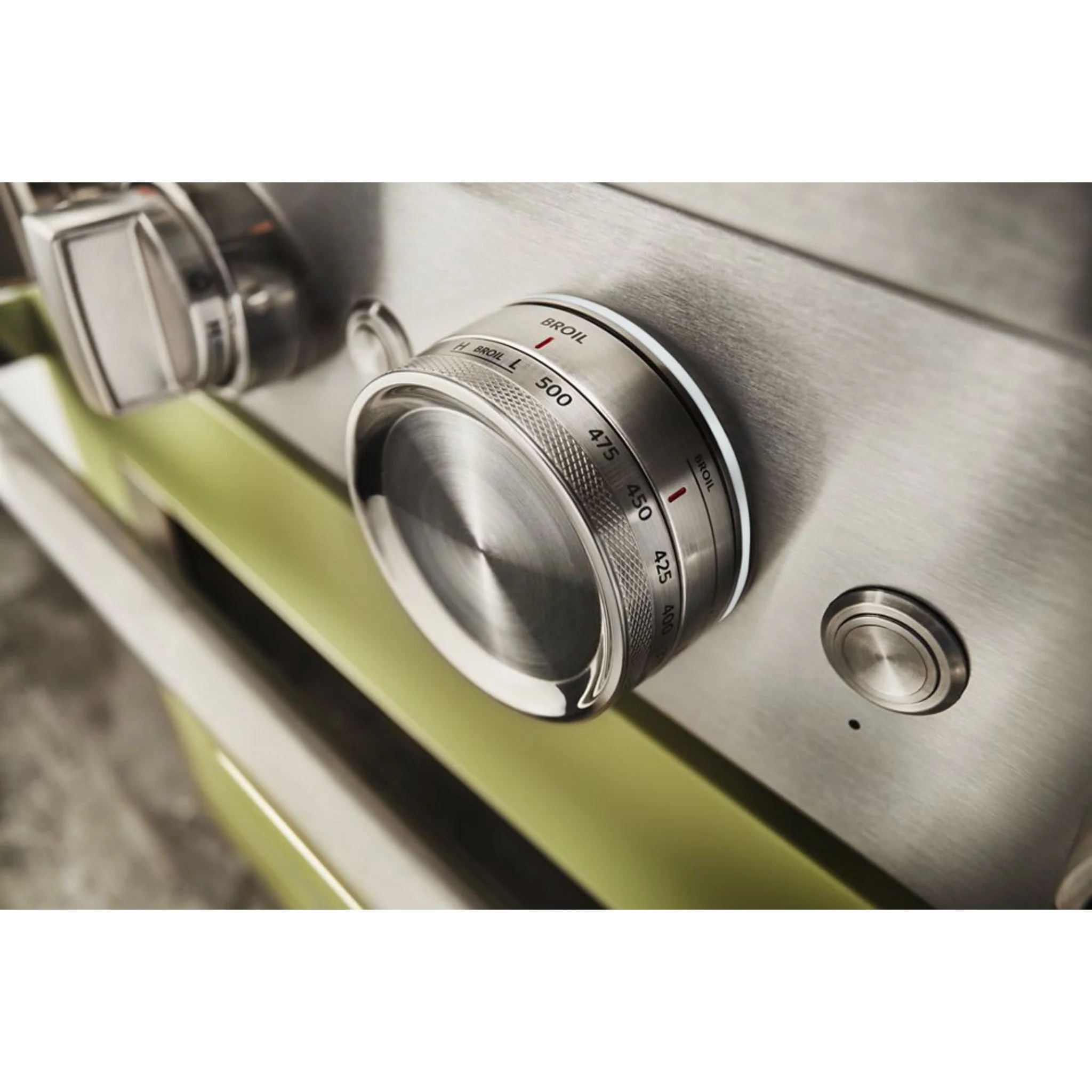 KitchenAid  30'' Smart Commercial-Style Dual Fuel Range with 4 Burners - Passion Red (KFDC500JPA) - Image 32
