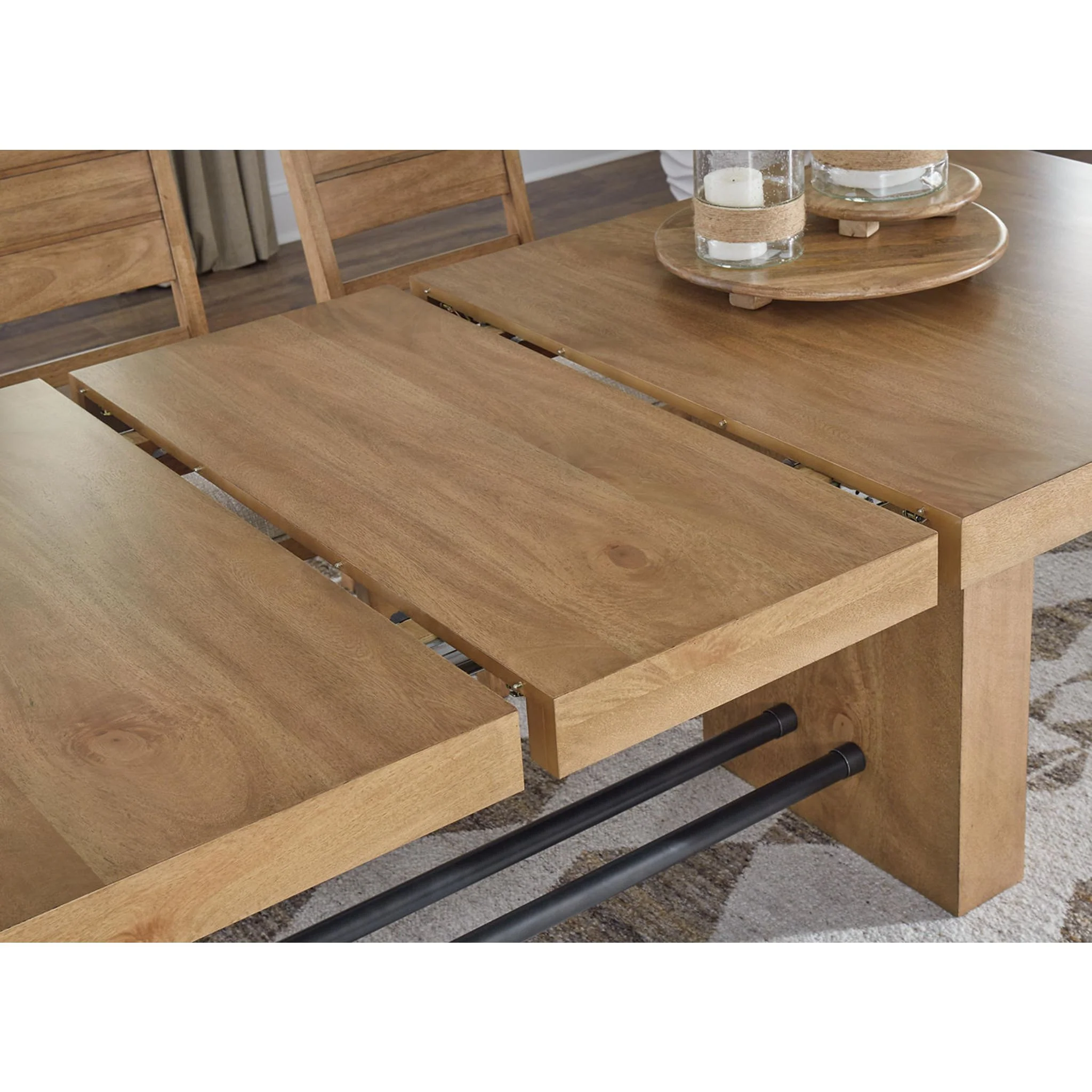 Kristiland-Exclusive Dining Set - Image 3