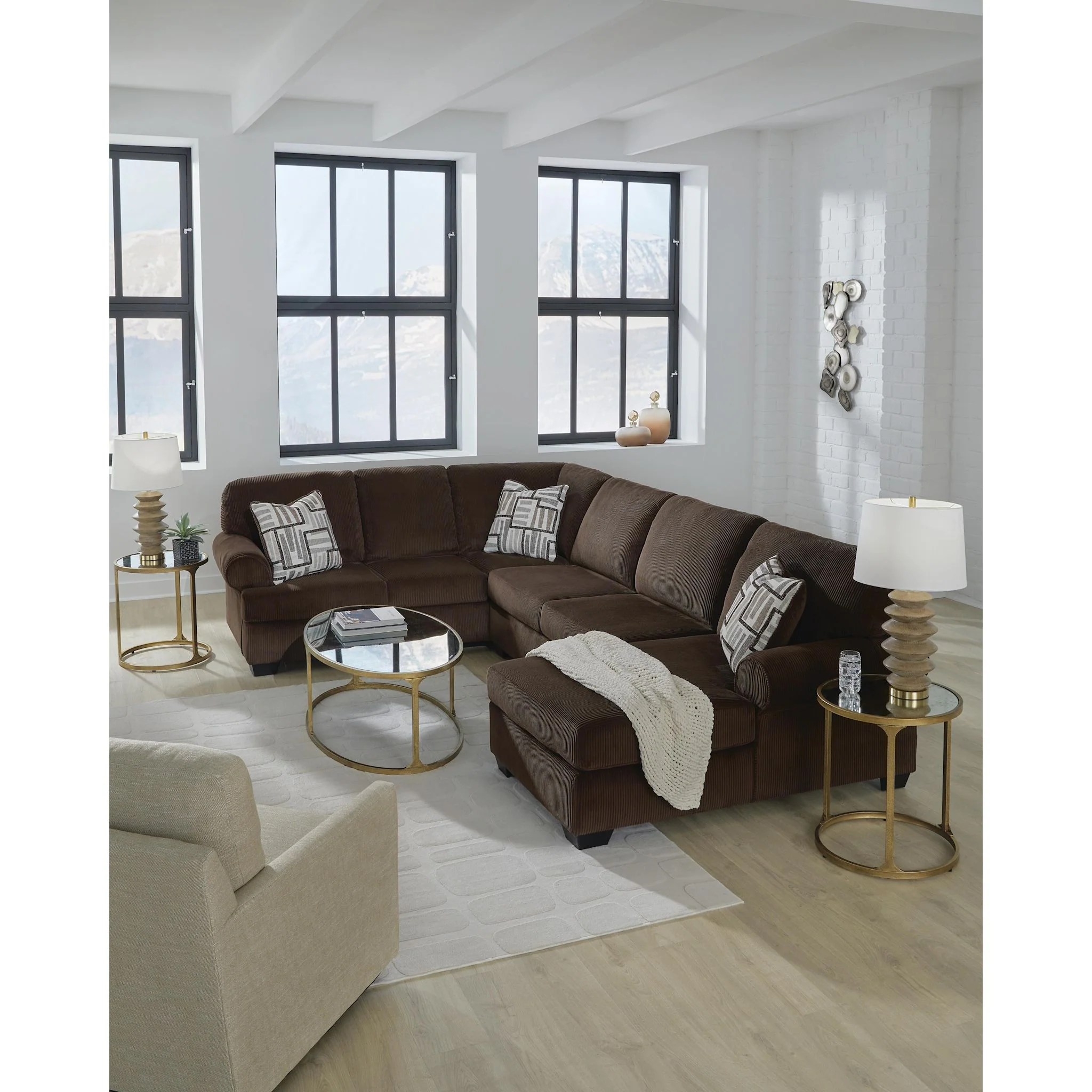 Landsings 3 Piece Sectional with Chaise - Image 6