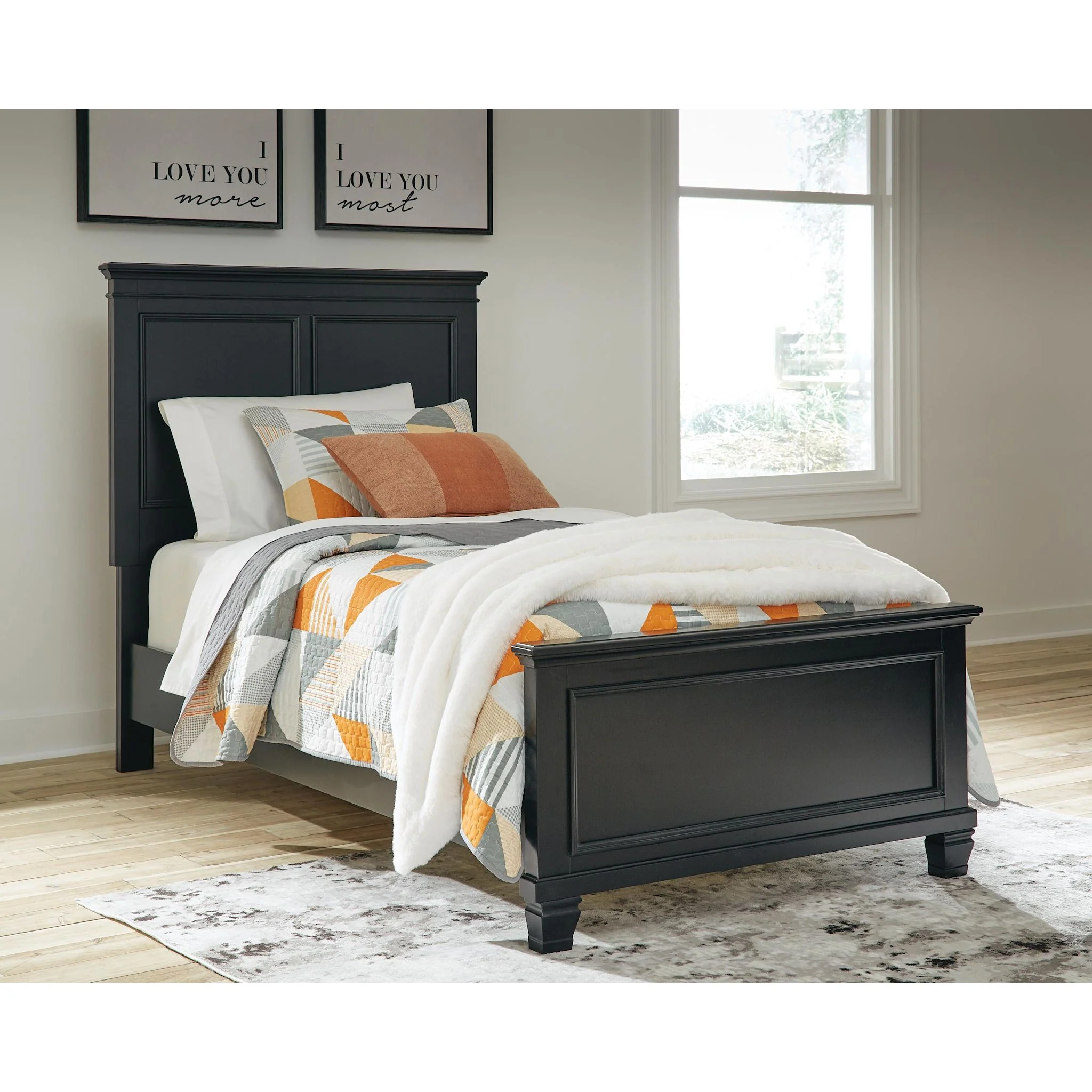 Lanolee Panel Bed - Image 38