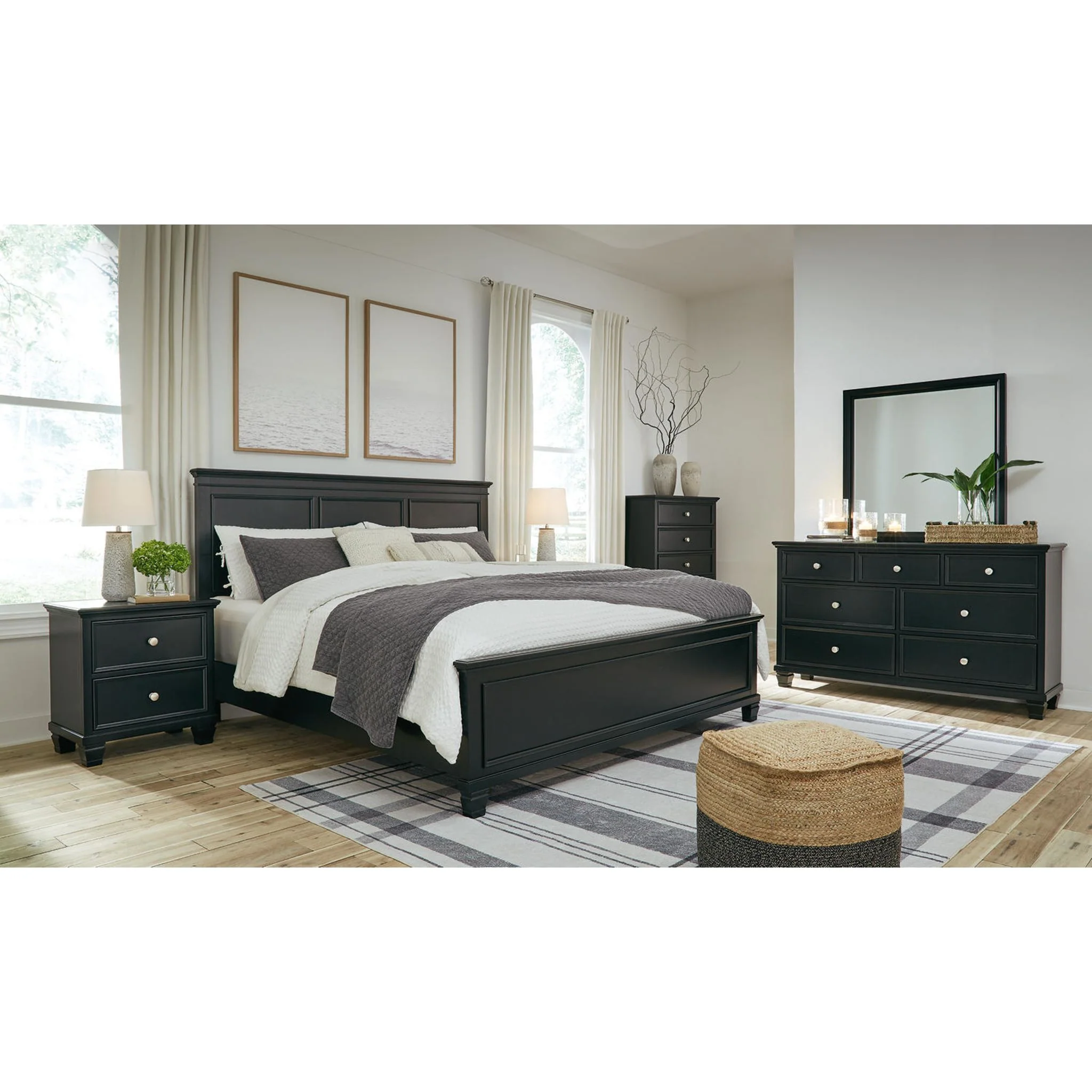 Lanolee Panel Bed - Image 26