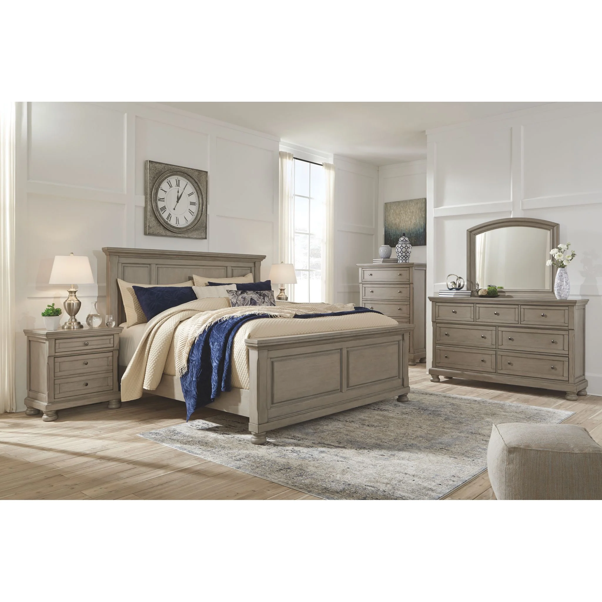Lettner 5 Piece Panel Bedroom - Image 4