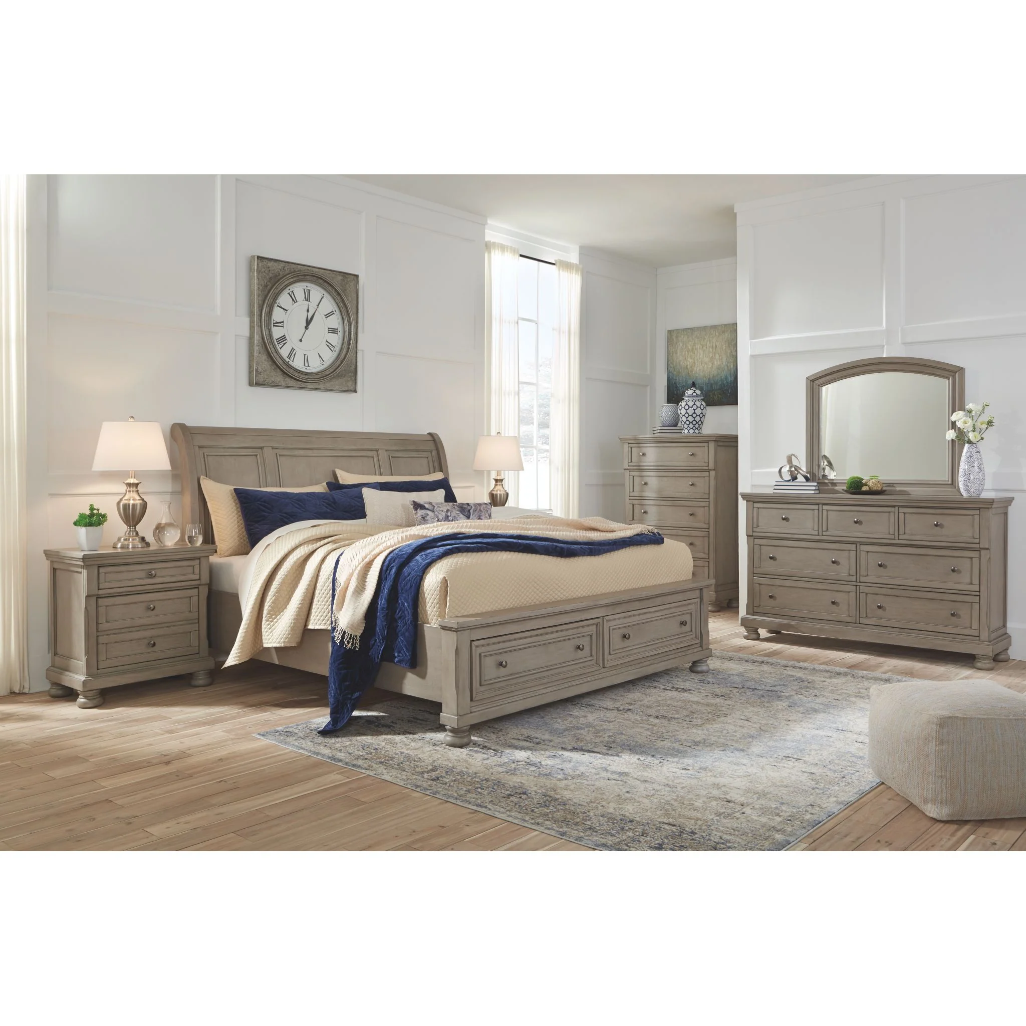 Lettner Dresser and Mirror - Image 3