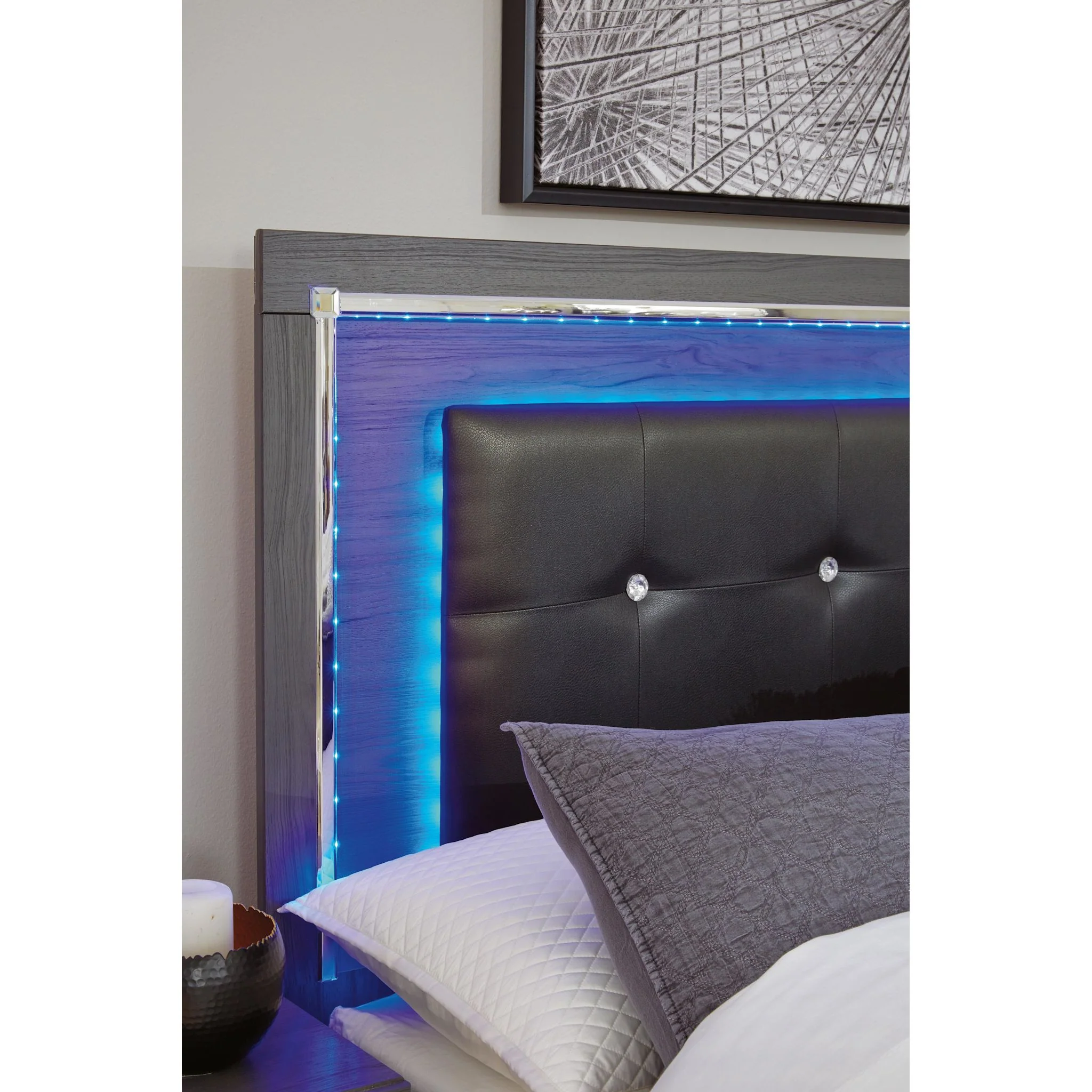 Lodanna Panel Bed - Image 64