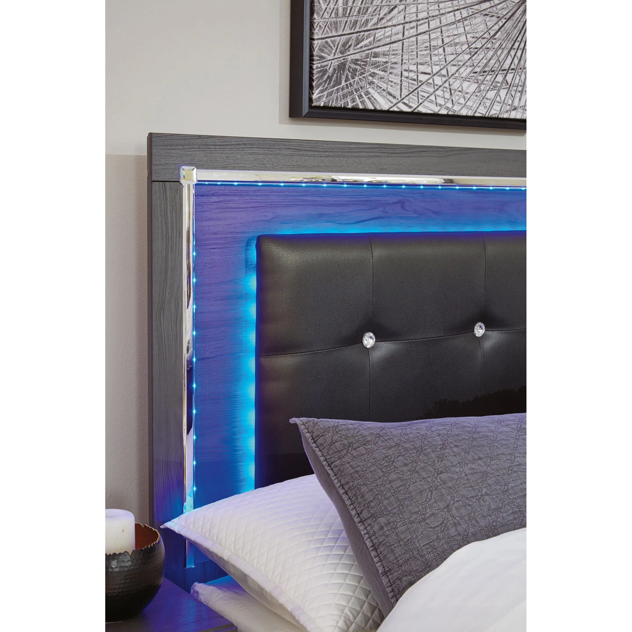 Lodanna Platform Bed - Image 16