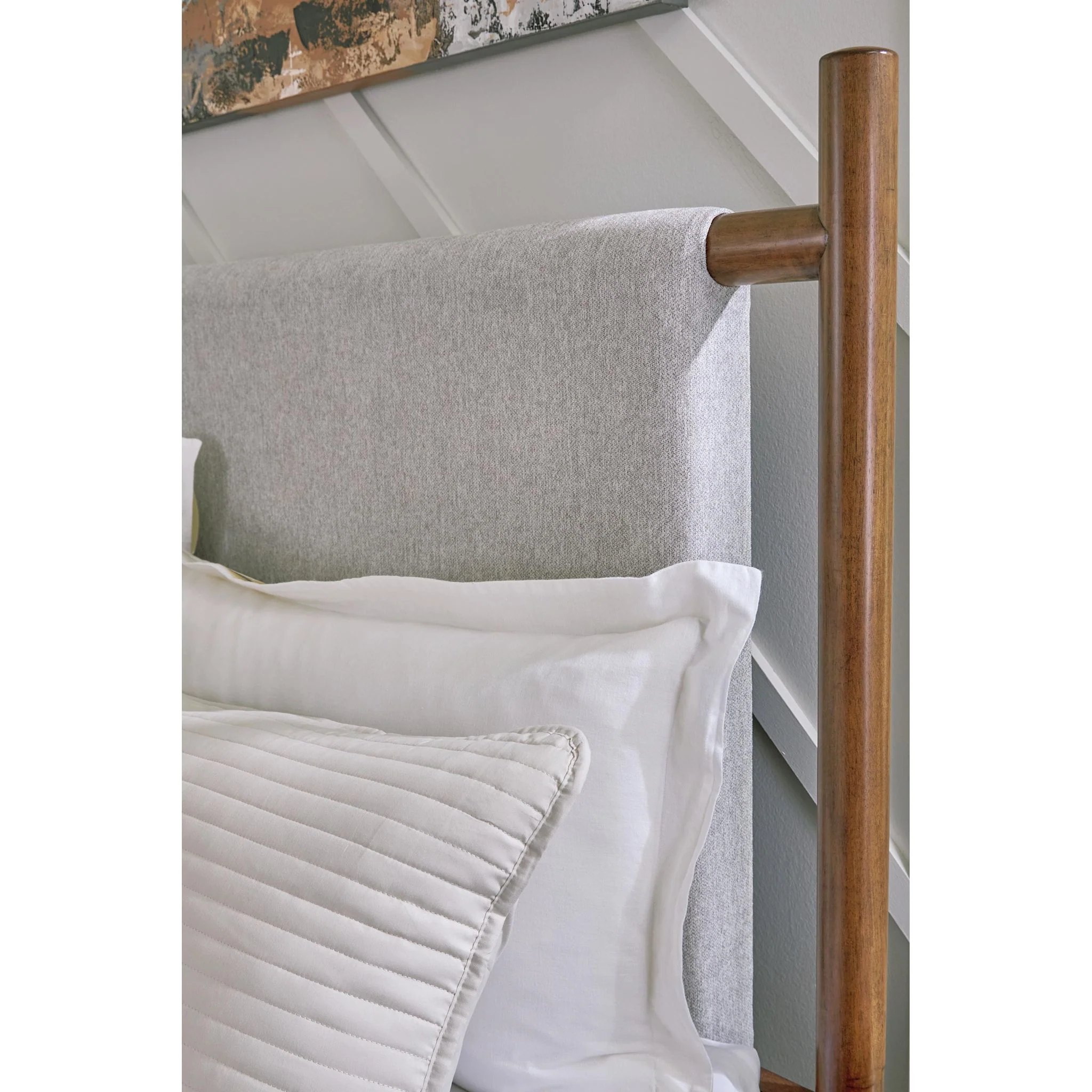 Lyncott Upholstered Bed - Image 24