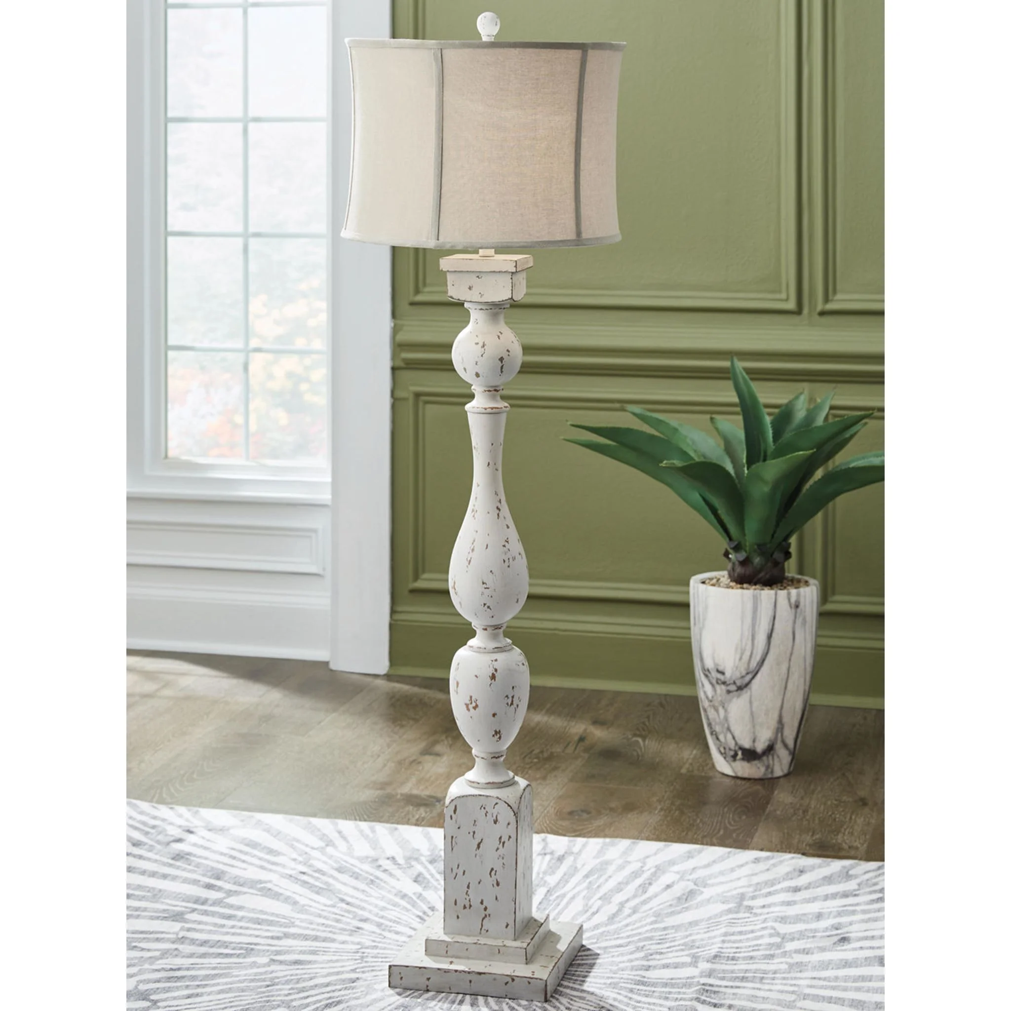 Madsbrook Floor Lamp - Image 2