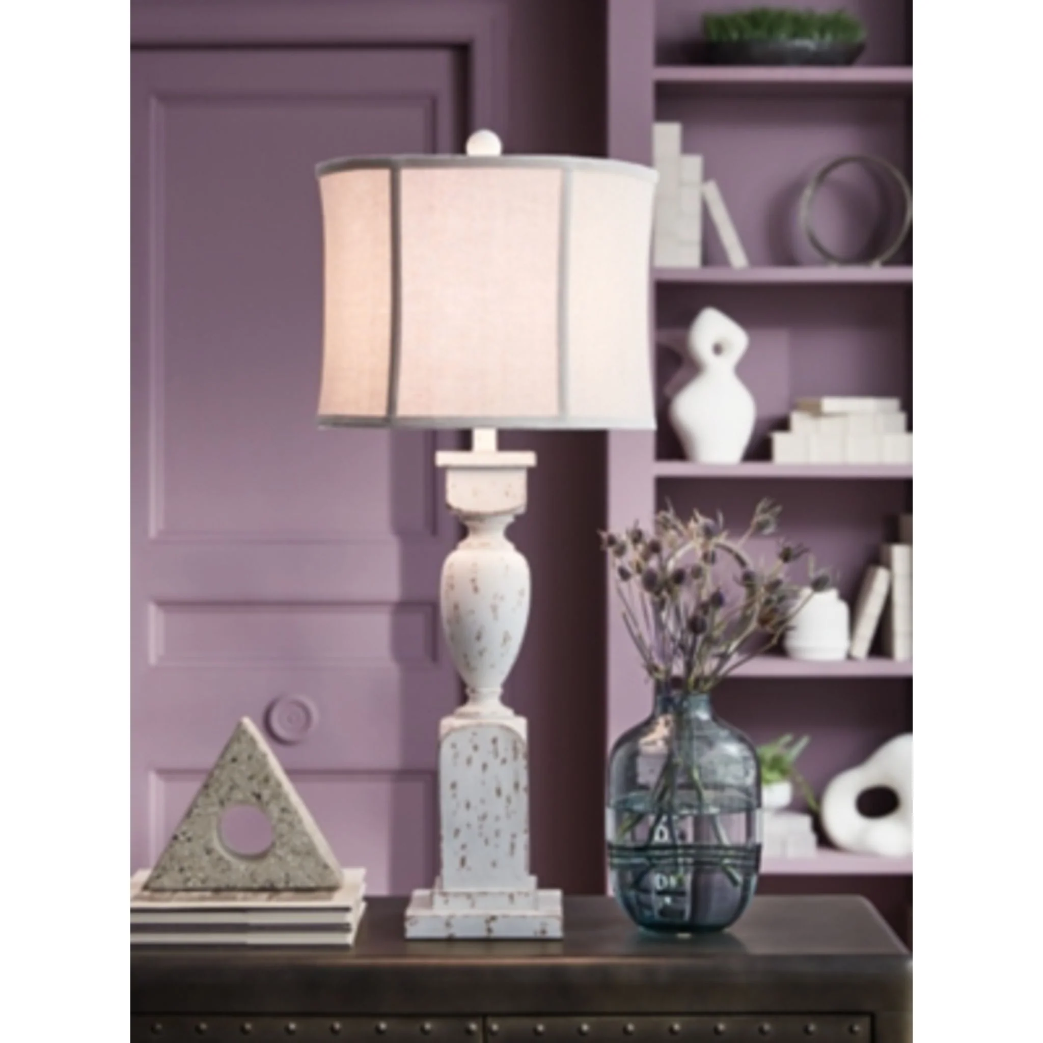 Madsbrook Table Lamp - Image 8