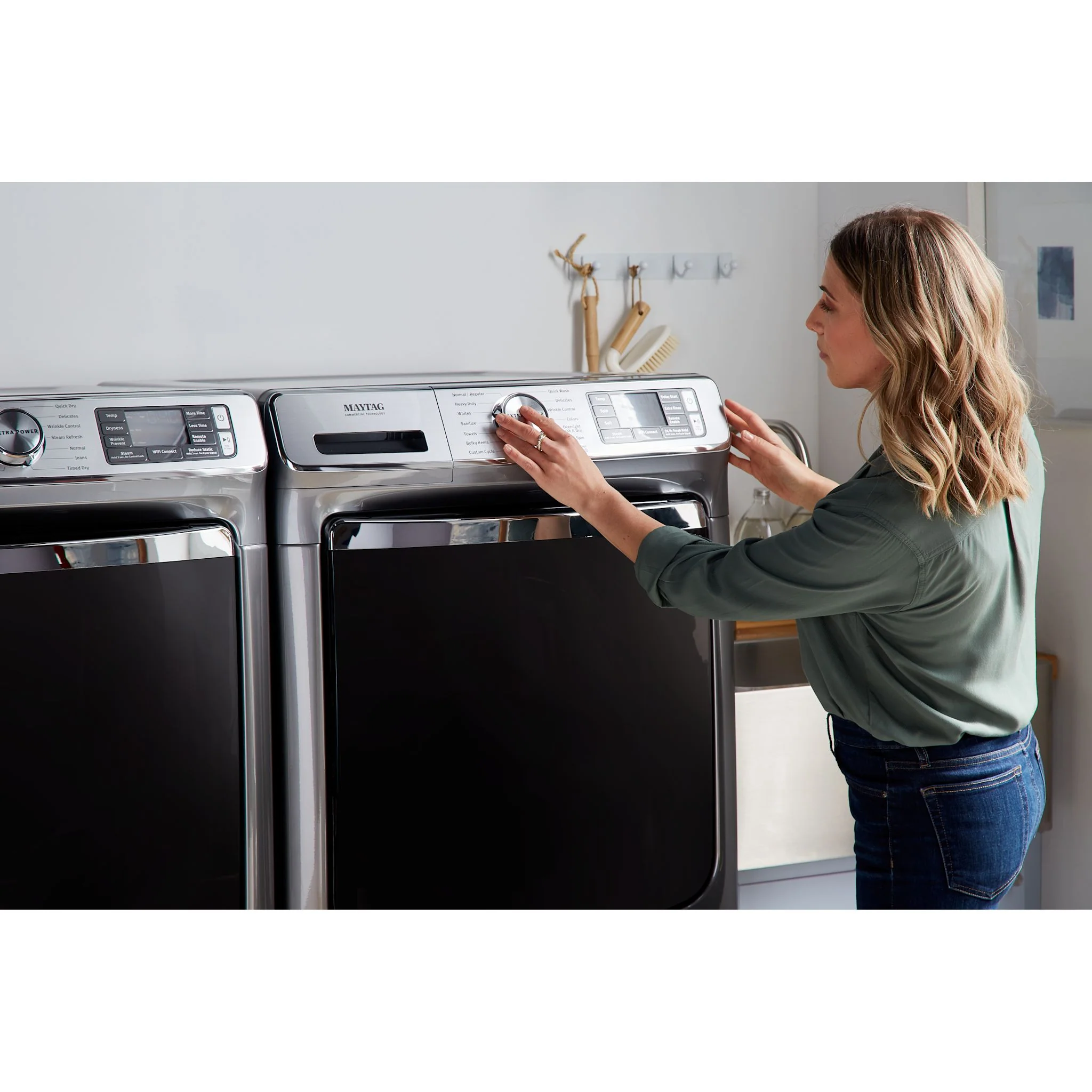 Maytag Smart Front Load Electric Dryer with Extra Power and Advanced Moisture Sensing with industry-exclusive extra moisture sensor - 7.3 cu. ft. -Metallic Slate (YMED8630HC) - Image 5