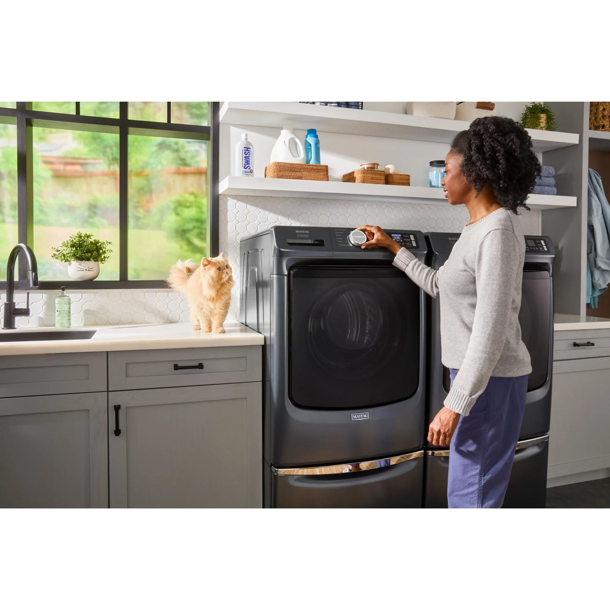 Maytag Smart Pet Pro Front Load Washer - 5.8 CU. FT. (I.E.C.) -White (MFW7020RW) - Image 5