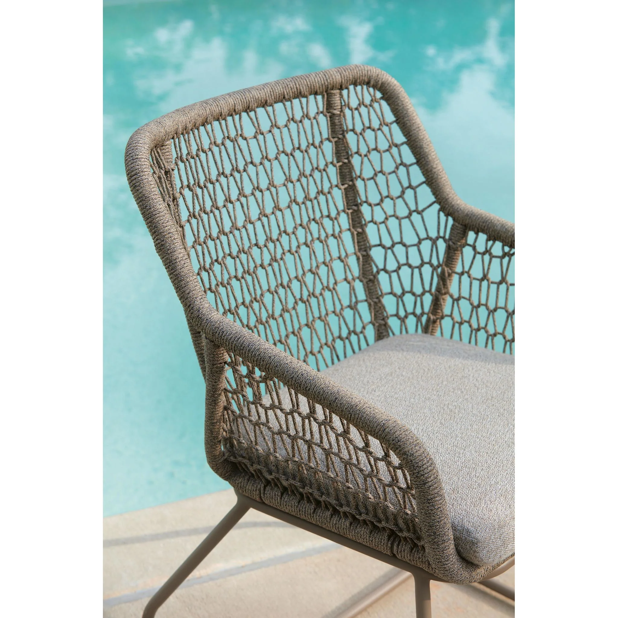 Monarch Heights 3 Piece Outdoor Seating - Image 16