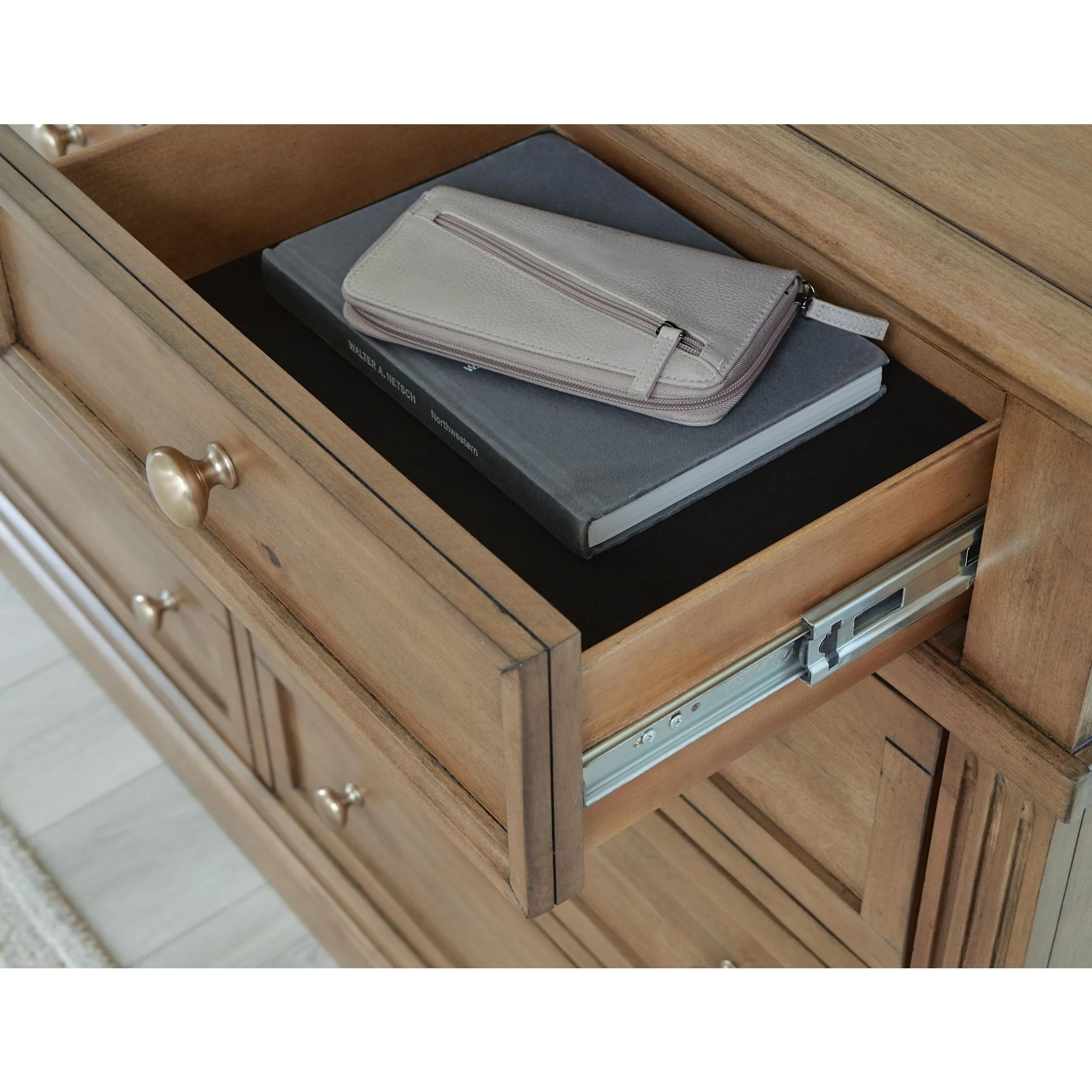Mylarken-Exclusive Dresser - Image 11