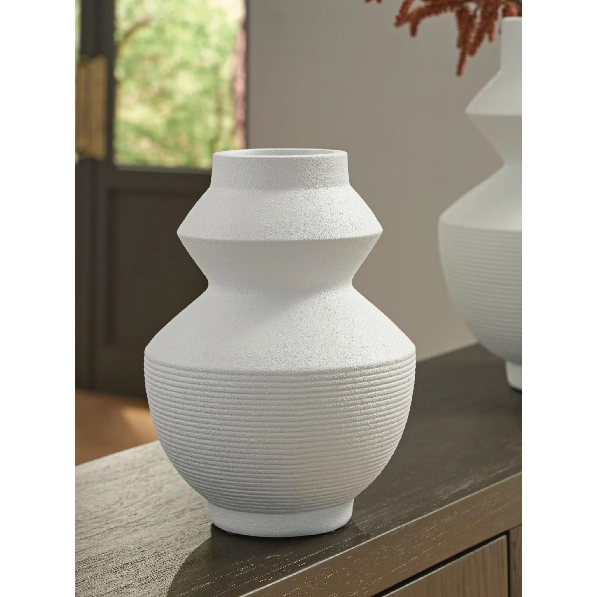 Naveen Vase - Image 2