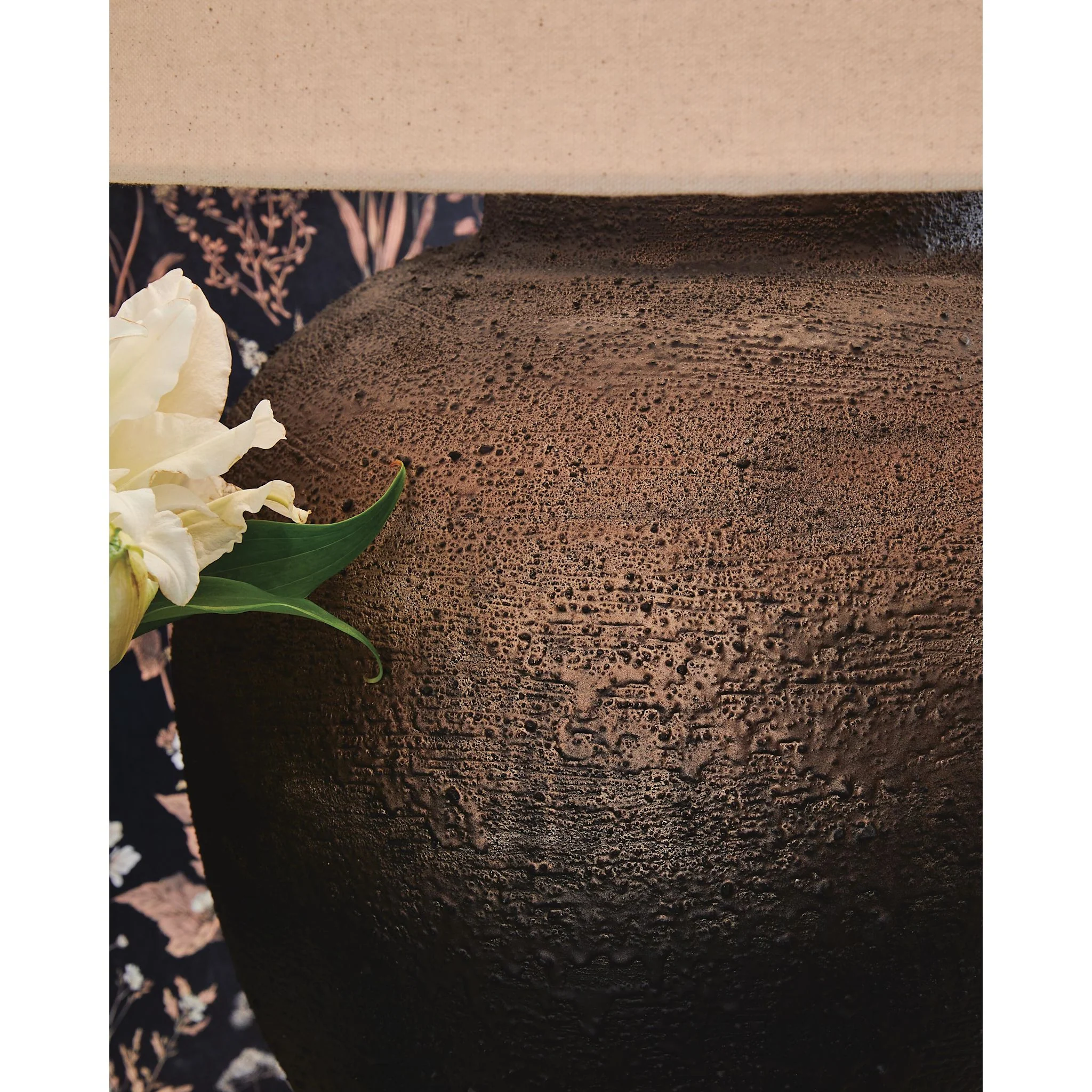 Newgerhard Table Lamp - Image 10