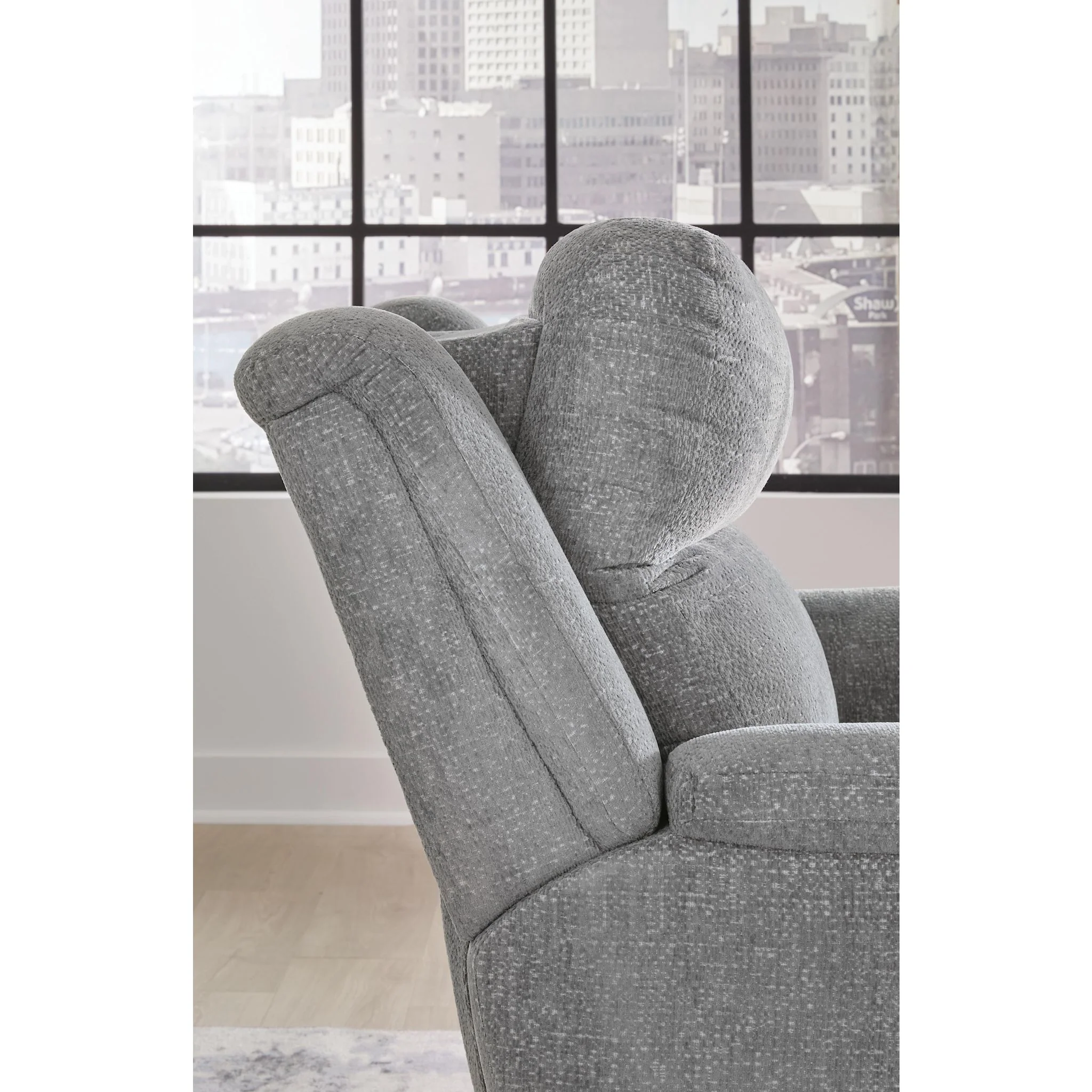 Overflow-Exclusive Power Recliner - Image 17