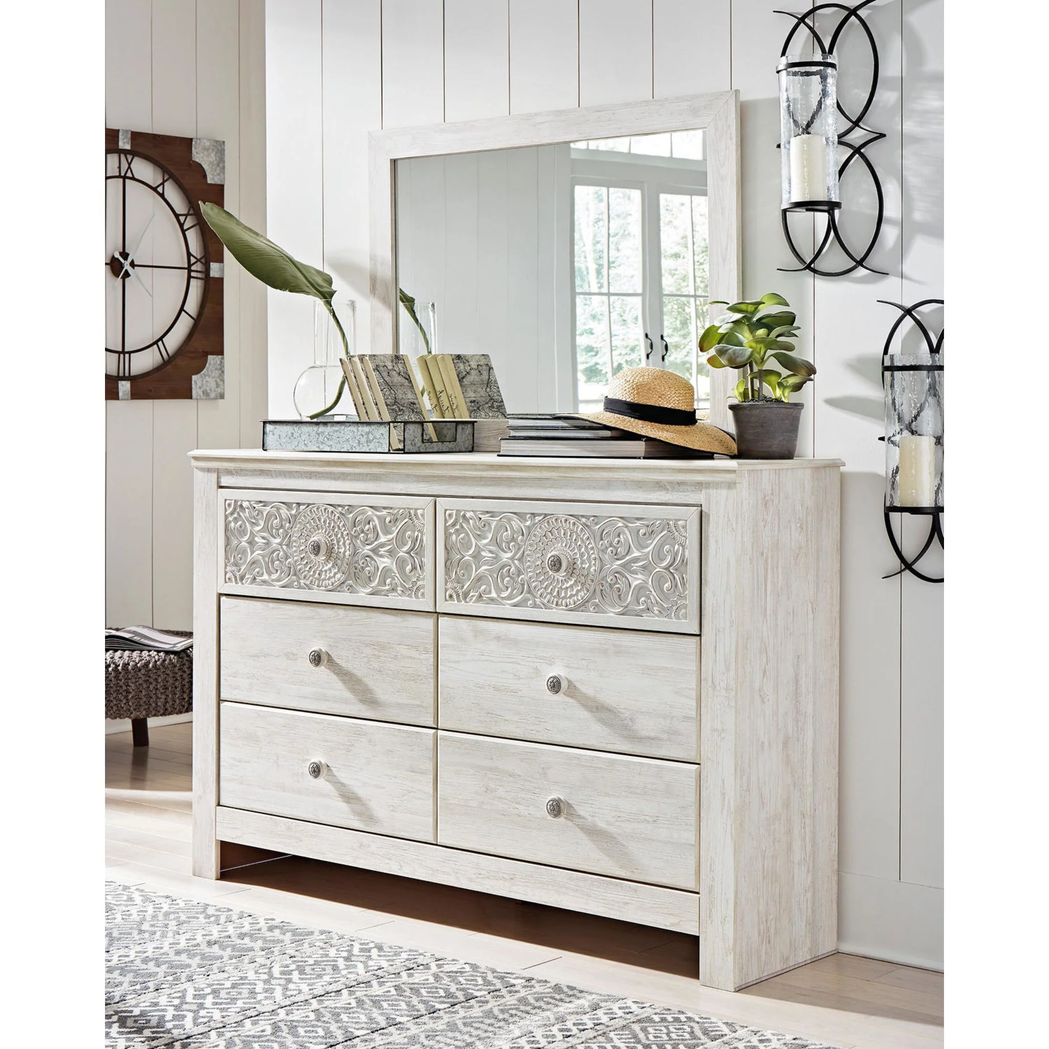 Paxberry 5 Piece Queen Panel Bedroom - Image 2