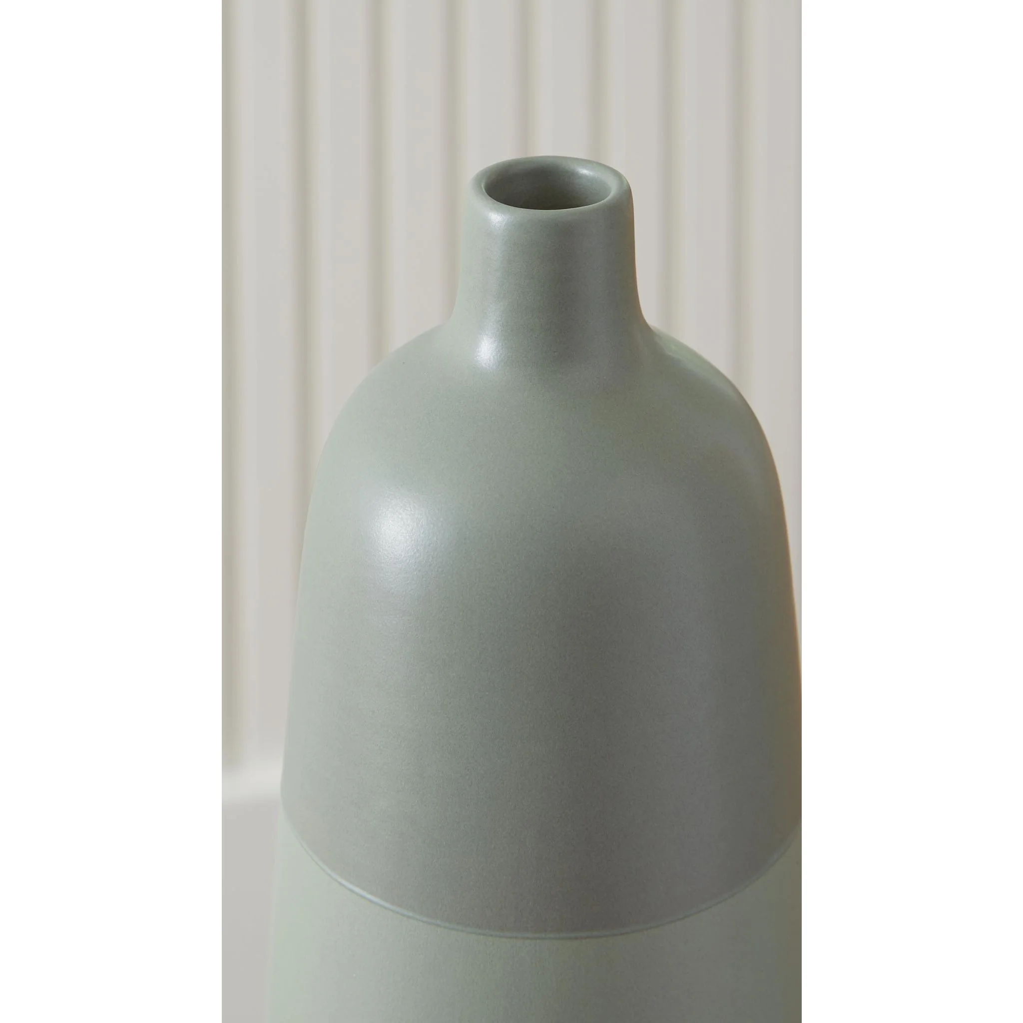 Peerland Vase - Image 5
