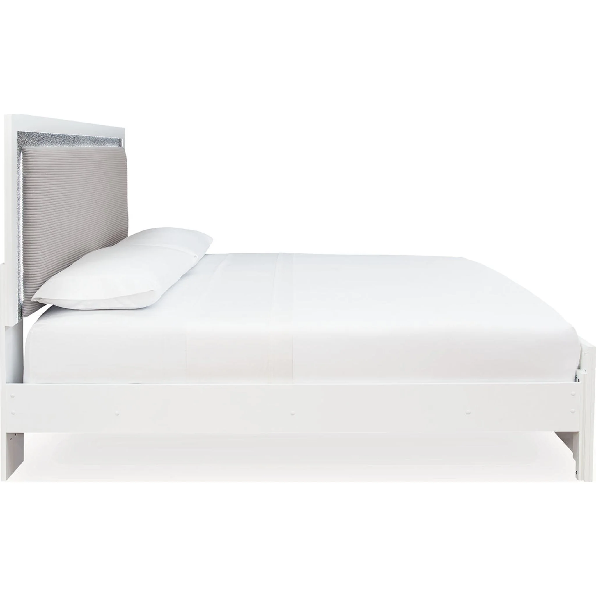 Raechalla King Panel Bed - Image 7