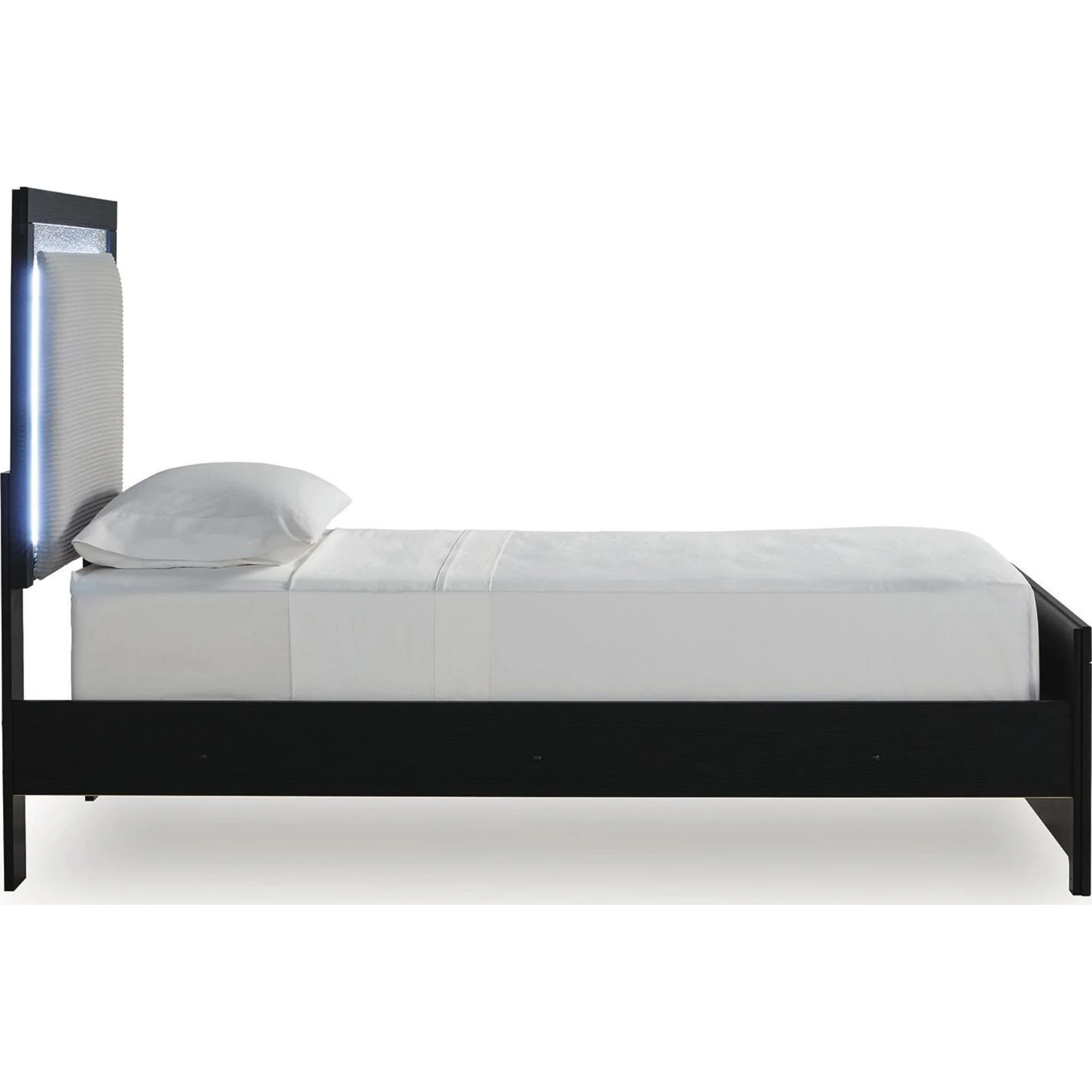 Raechalla Panel Bed - Image 6