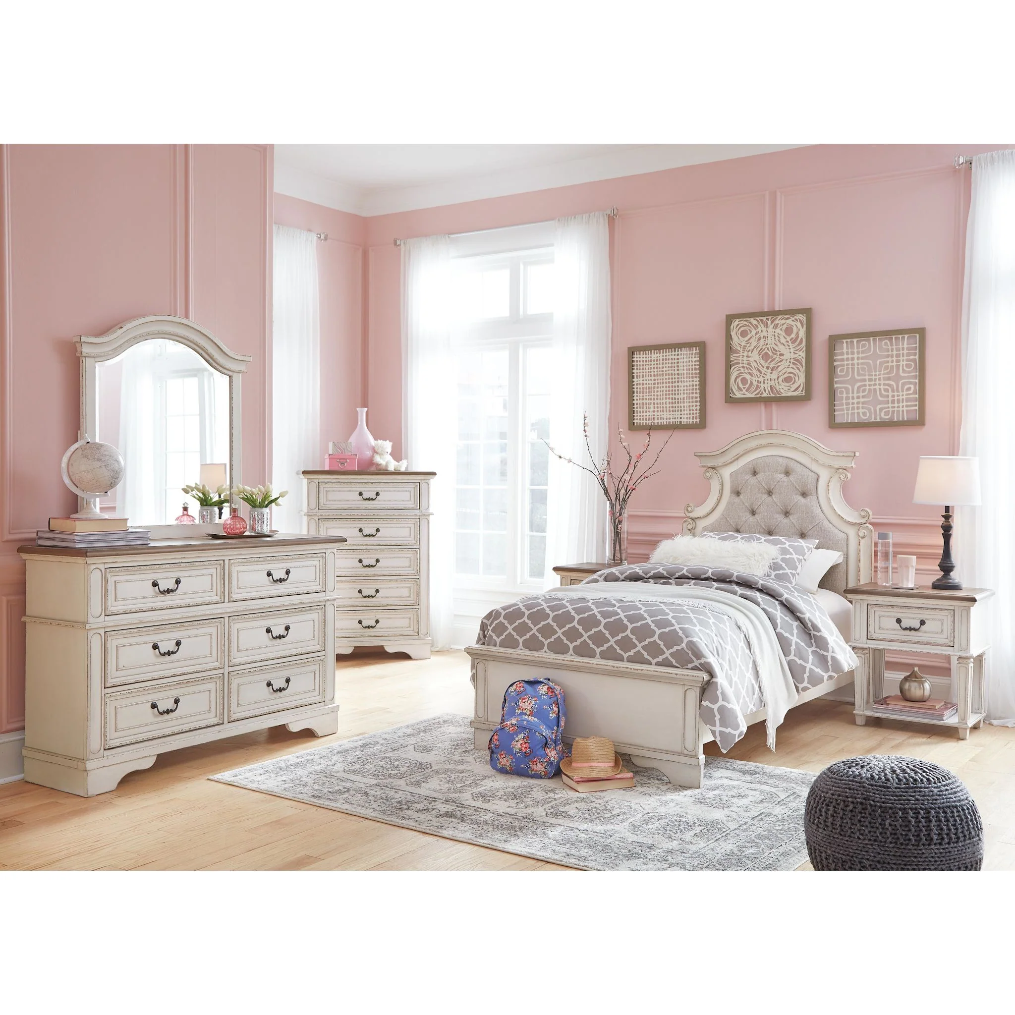 Realyn 3 Piece Panel Bed - Image 22