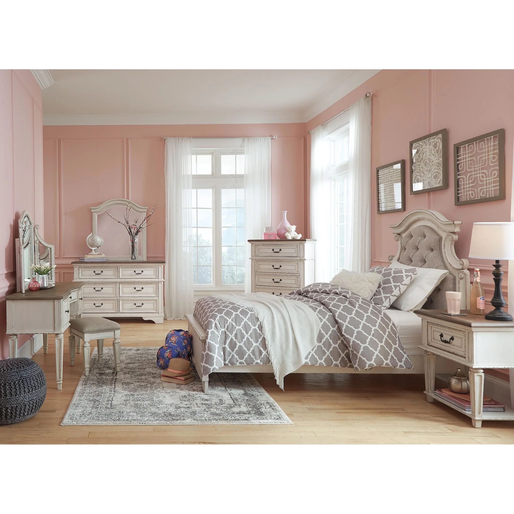 Realyn 3 Piece Panel Bed - Image 78