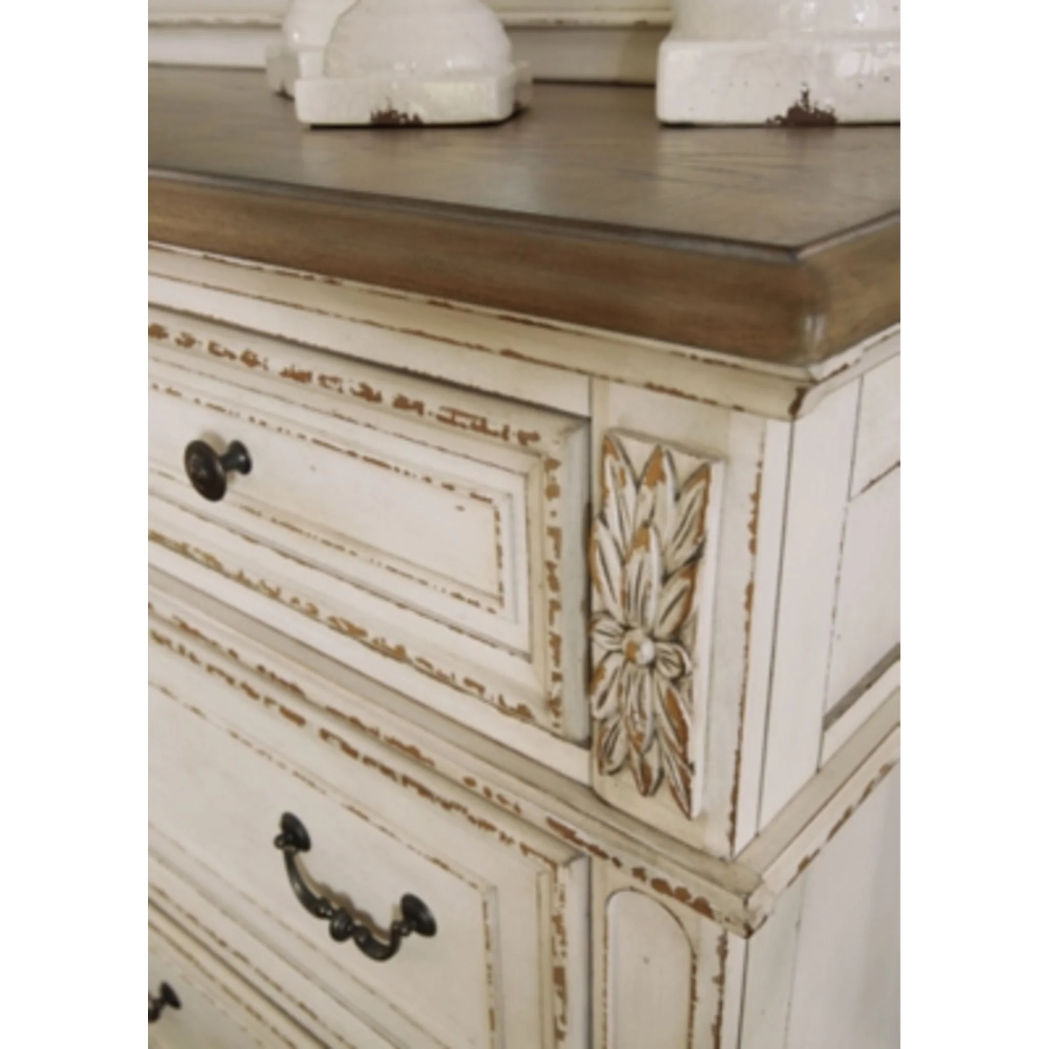 Realyn 5 Piece Panel Bedroom - Image 23