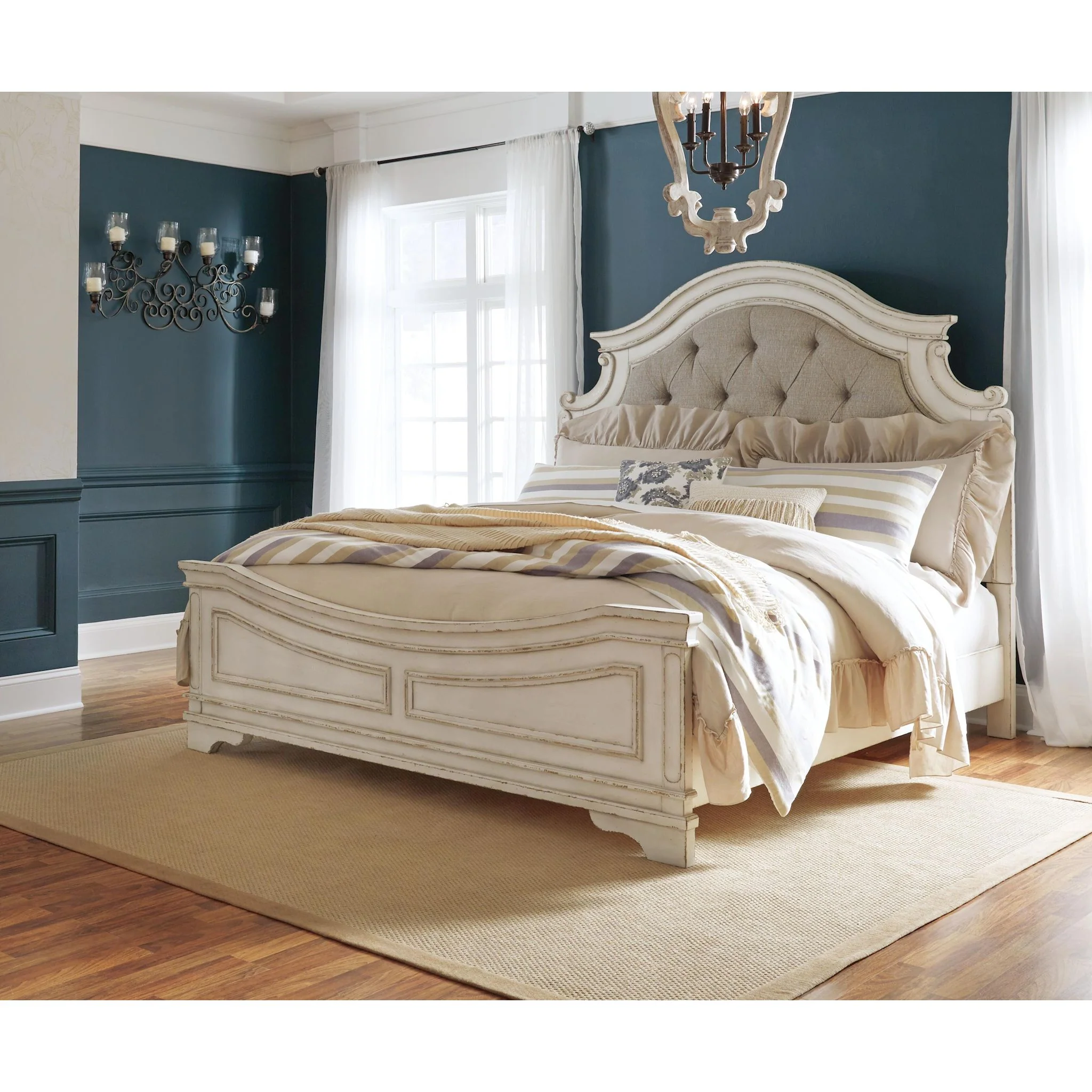 Realyn 5 Piece Panel Bedroom - Image 36