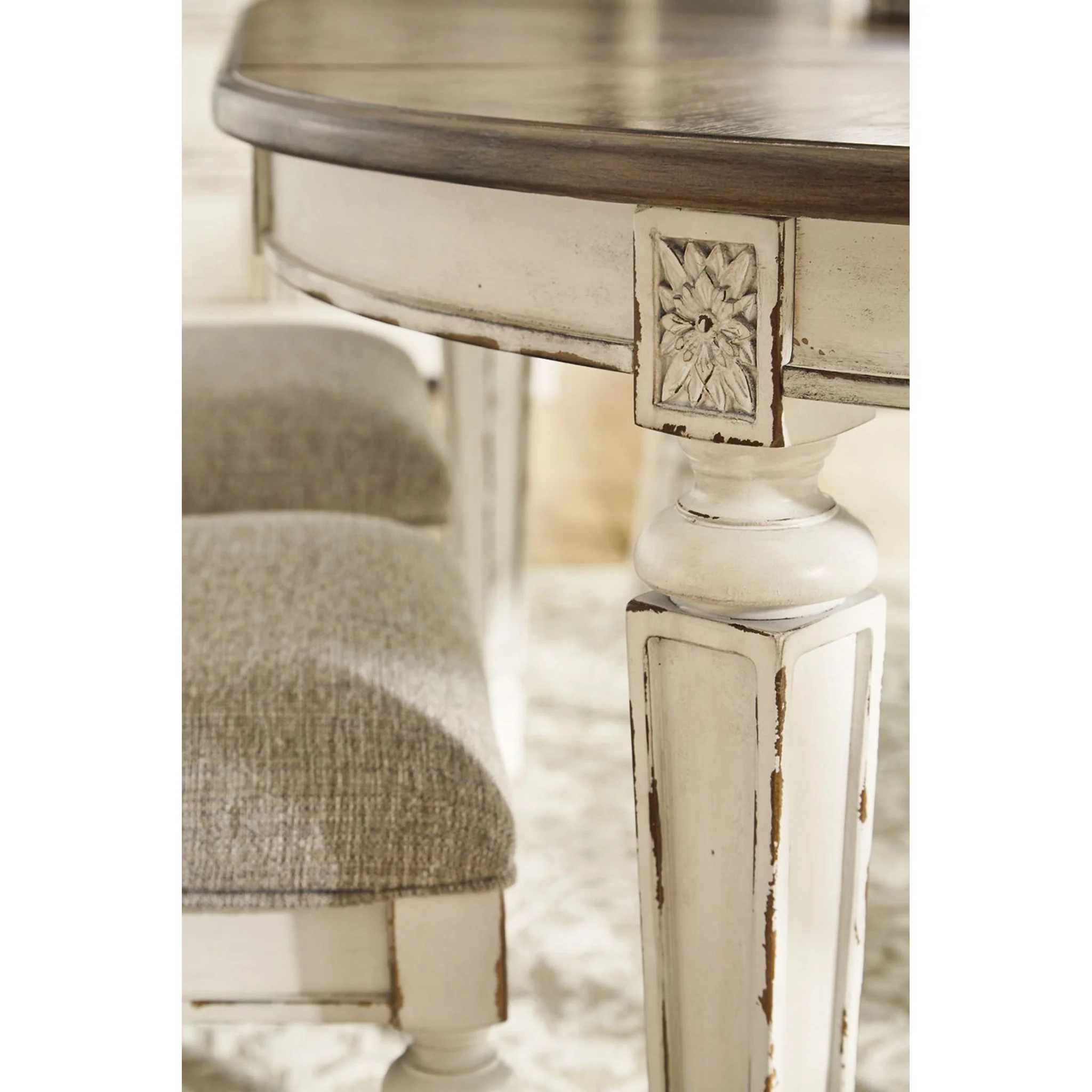 Realyn Dining Set - Image 13