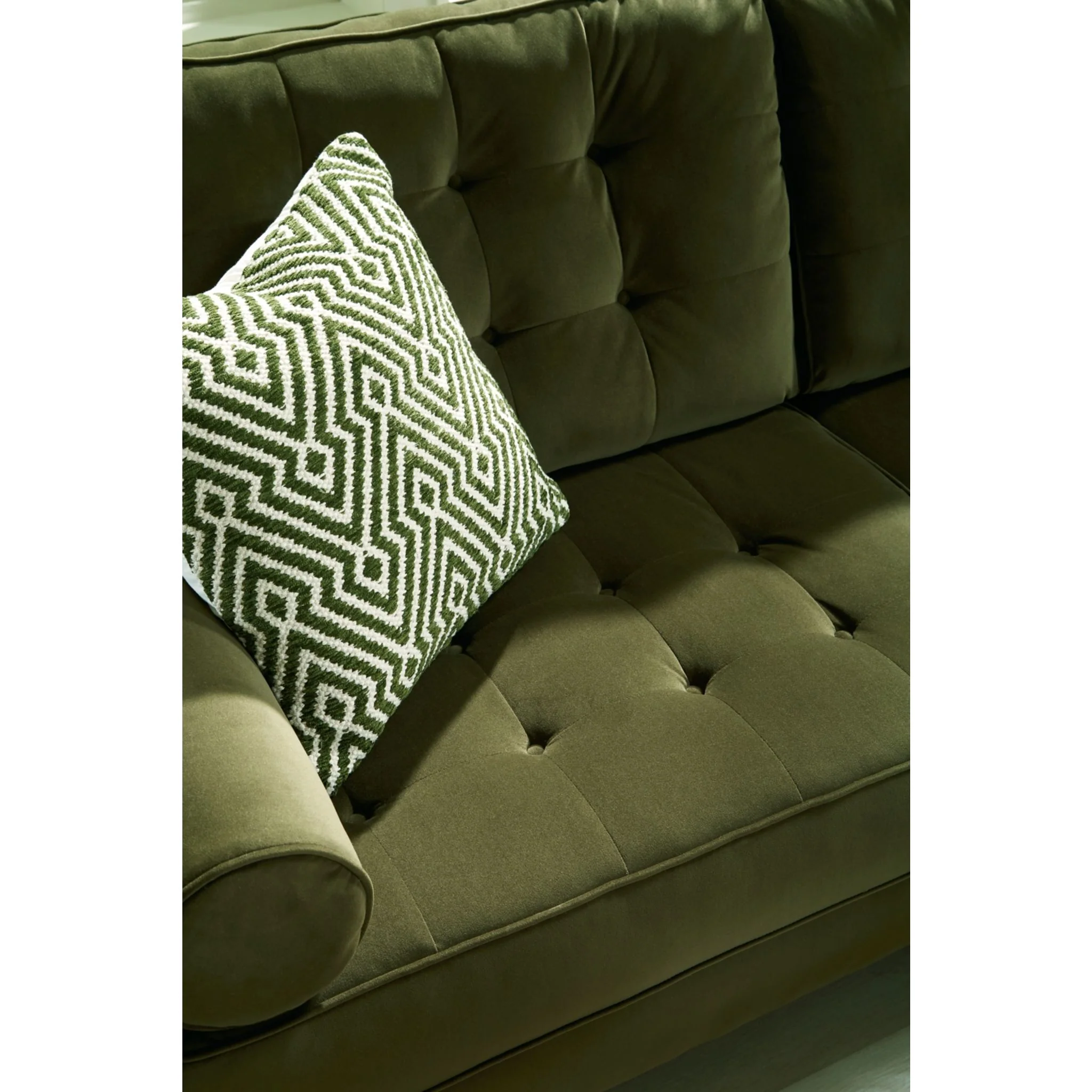 Reveon Lakes Loveseat - Image 7