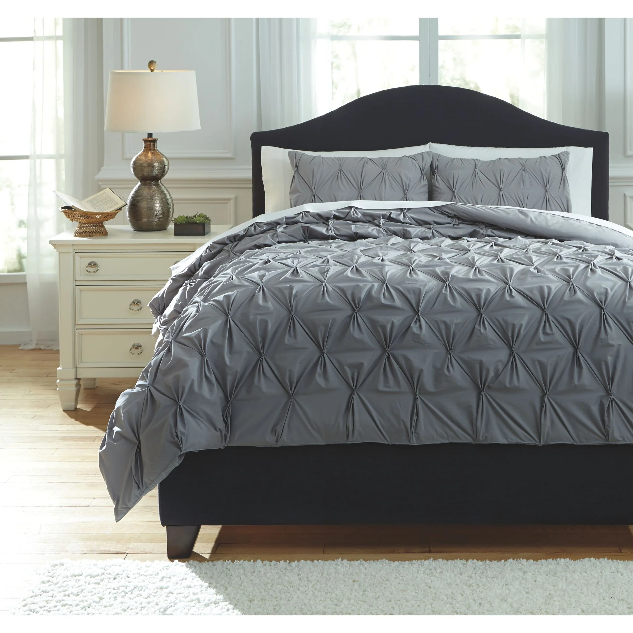 Rimy Queen Comforter Set - Image 7