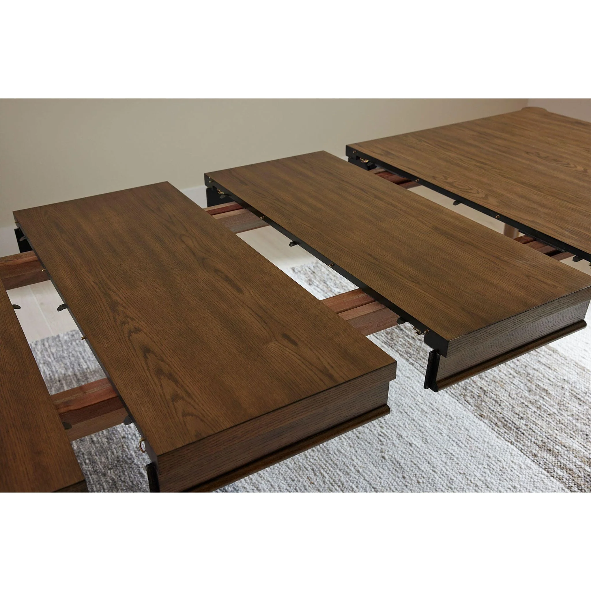 Roanhowe-Exclusive Dining Set - Image 32