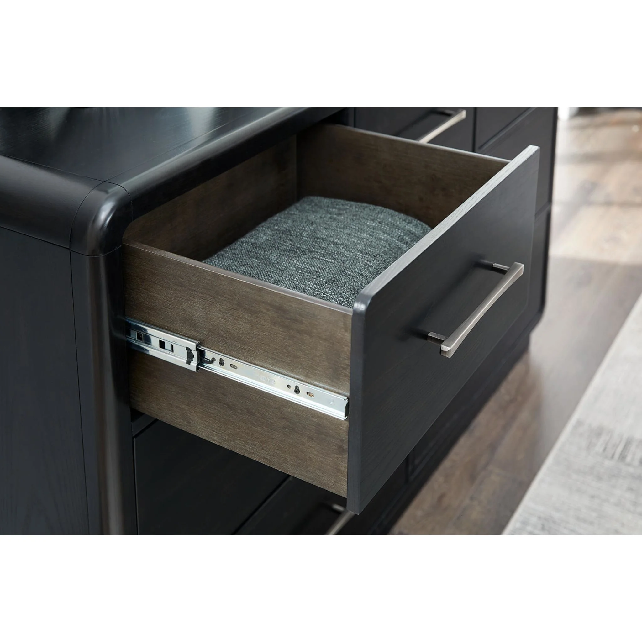 Rowanbeck Chest - Image 18