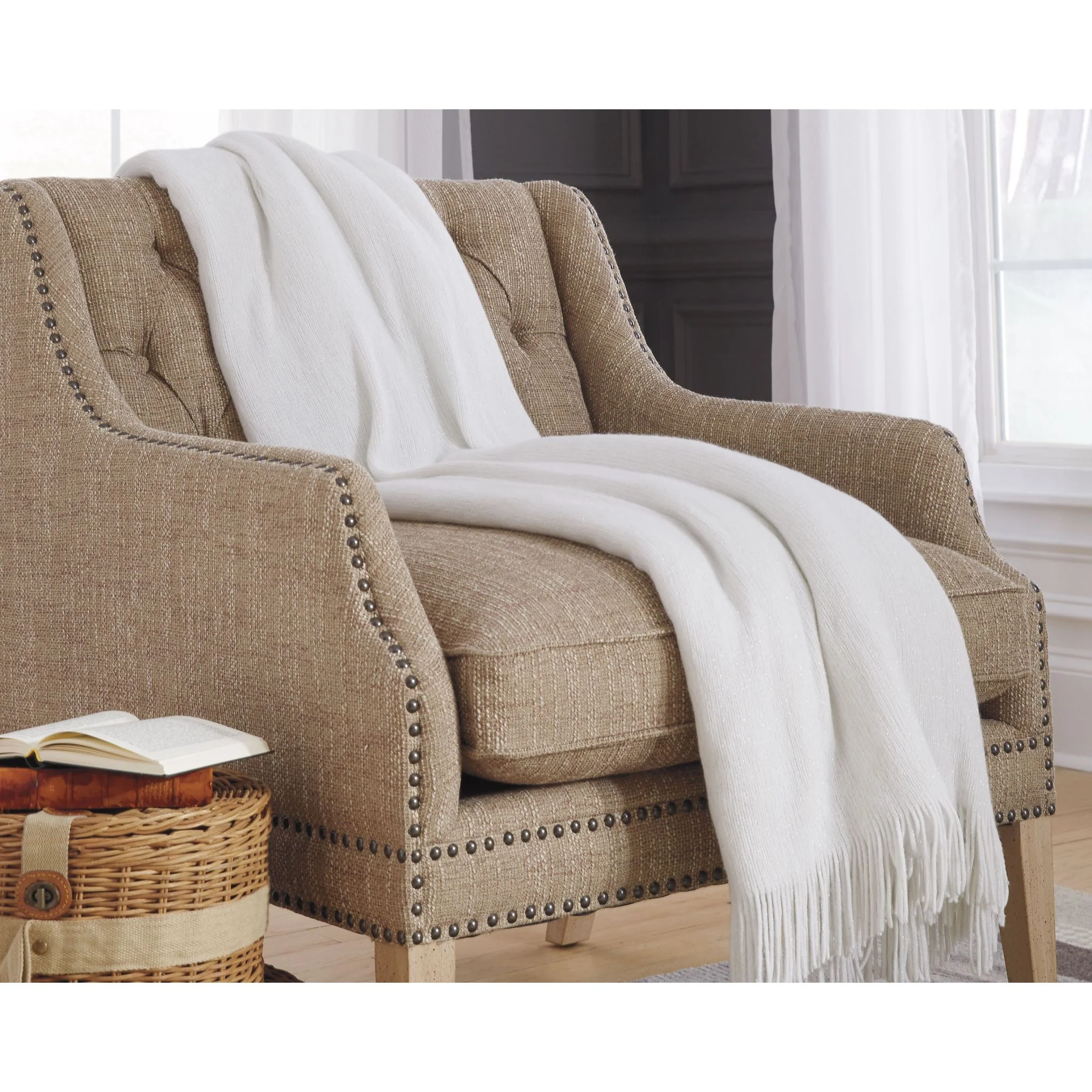 Rozelle Throw - Image 3