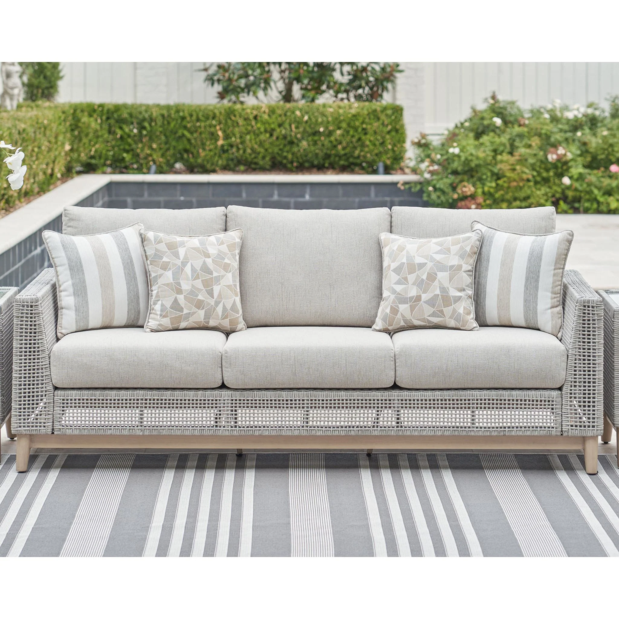 Seton Creek 4 Piece Outdoor Seating - Image 14