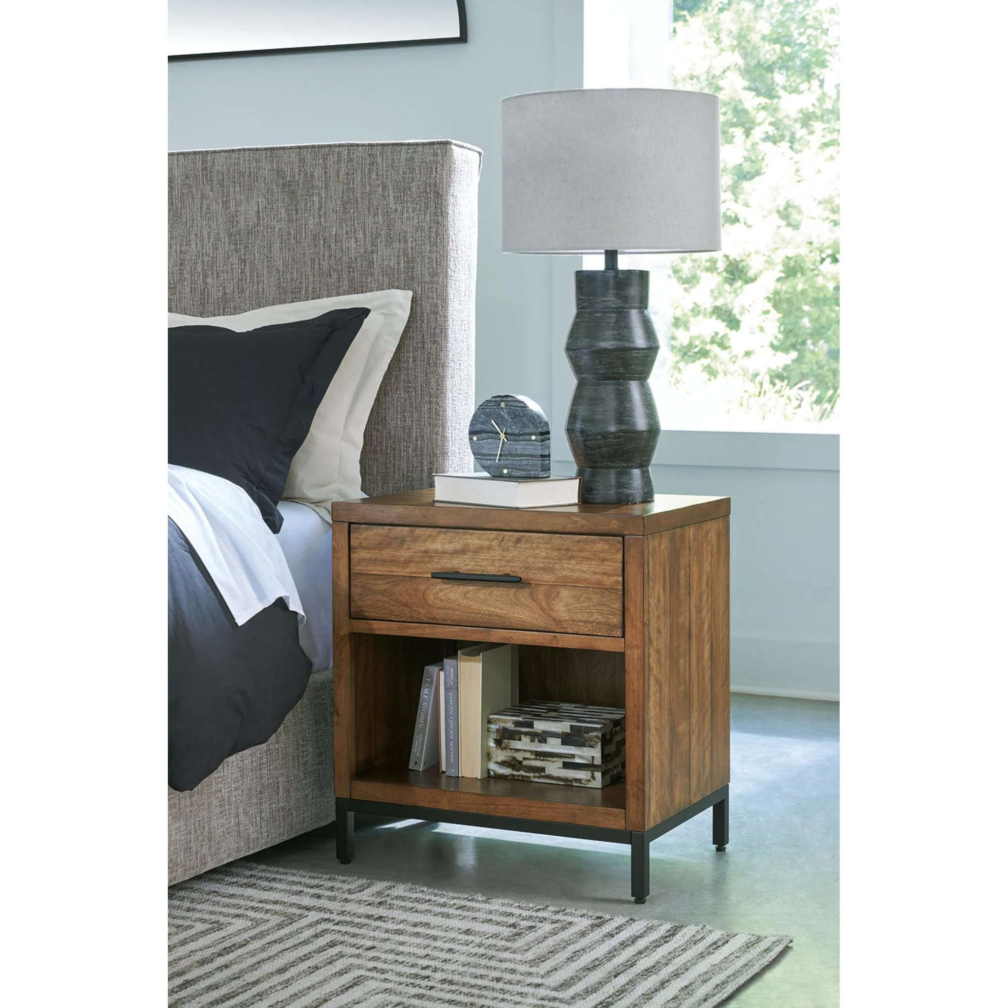 Steenlage-Exclusive 5 Piece Upholstered Bedroom - Image 12