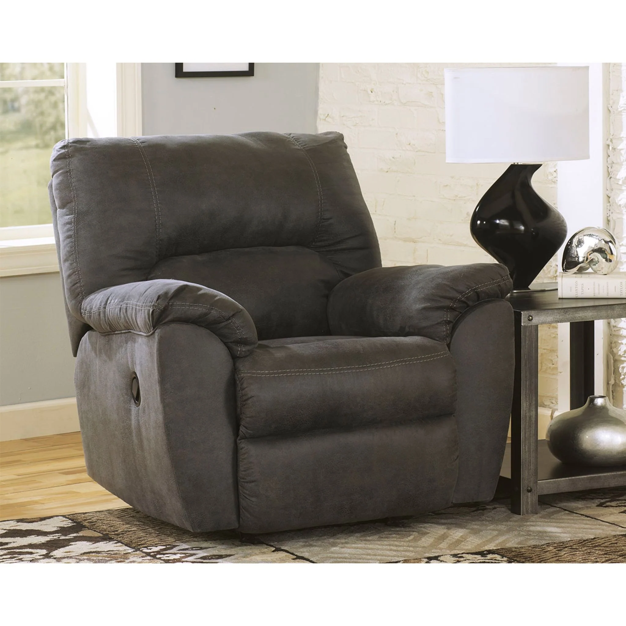 Tambo Rocker Recliner - Image 3
