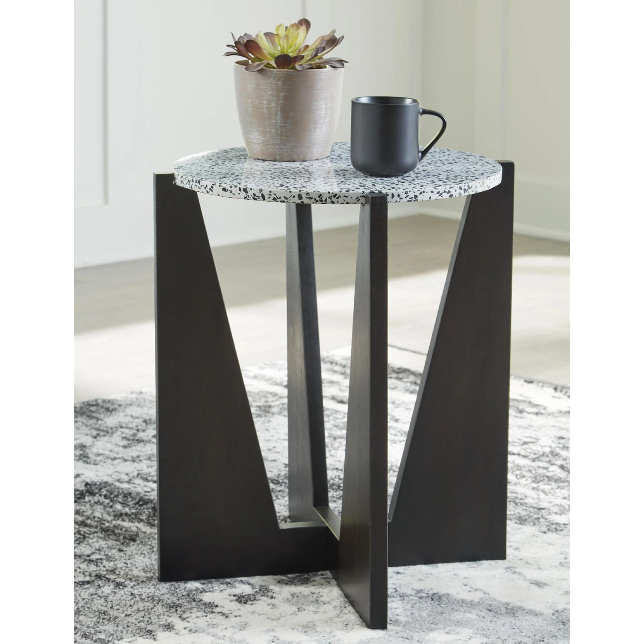 Tellrich Accent Table - Image 17