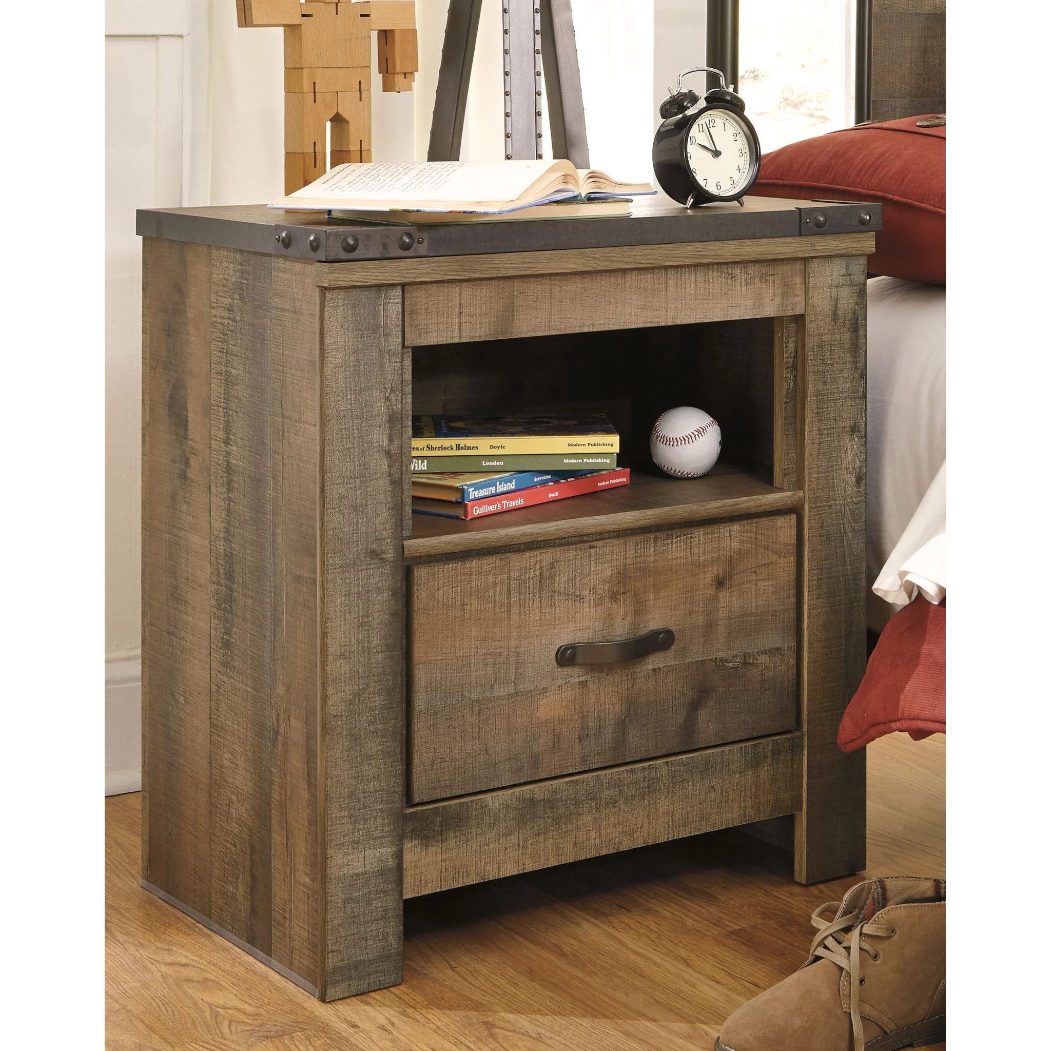 Trinell Nightstand - Image 2
