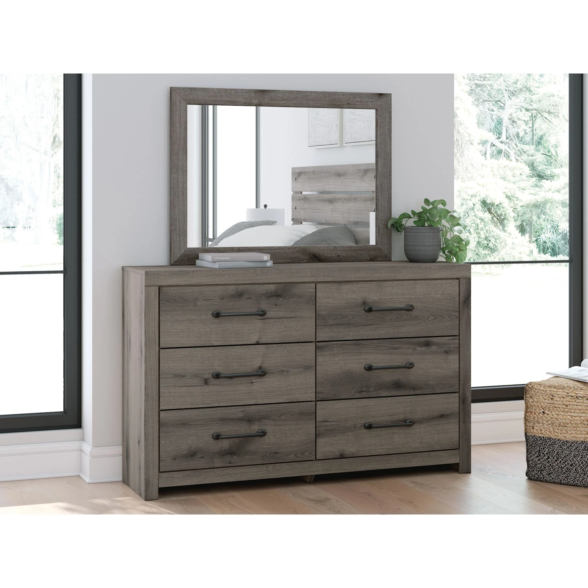 Urbanoore 5 Piece Queen Panel Bedroom - Image 30
